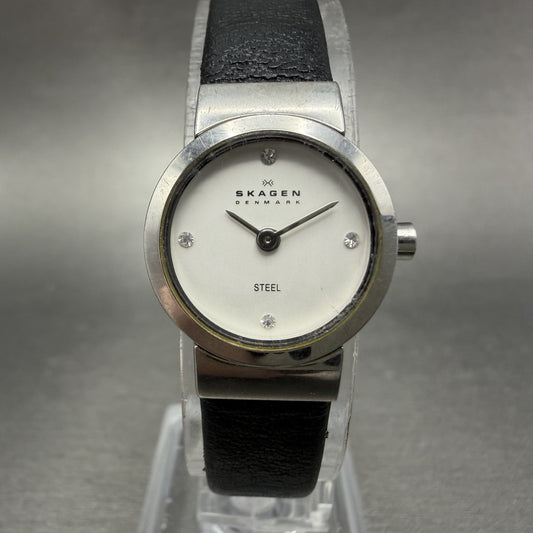 Skagen Watch Women 19mm Silver Dial Steel Round 590SSLC Leather Band New Battery0