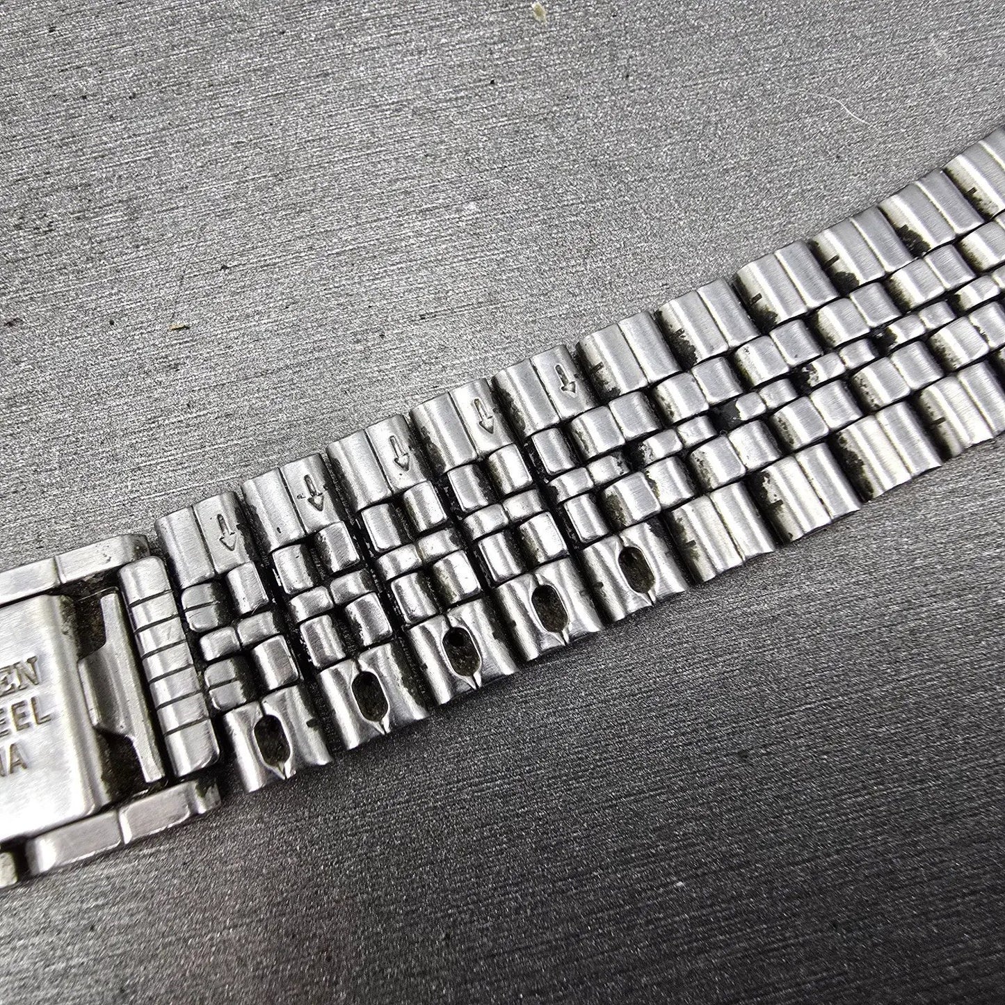 Citizen Bracelet 18mm Stainless Steel Two Tone Vintage Japan ONLY ONE END LINK11
