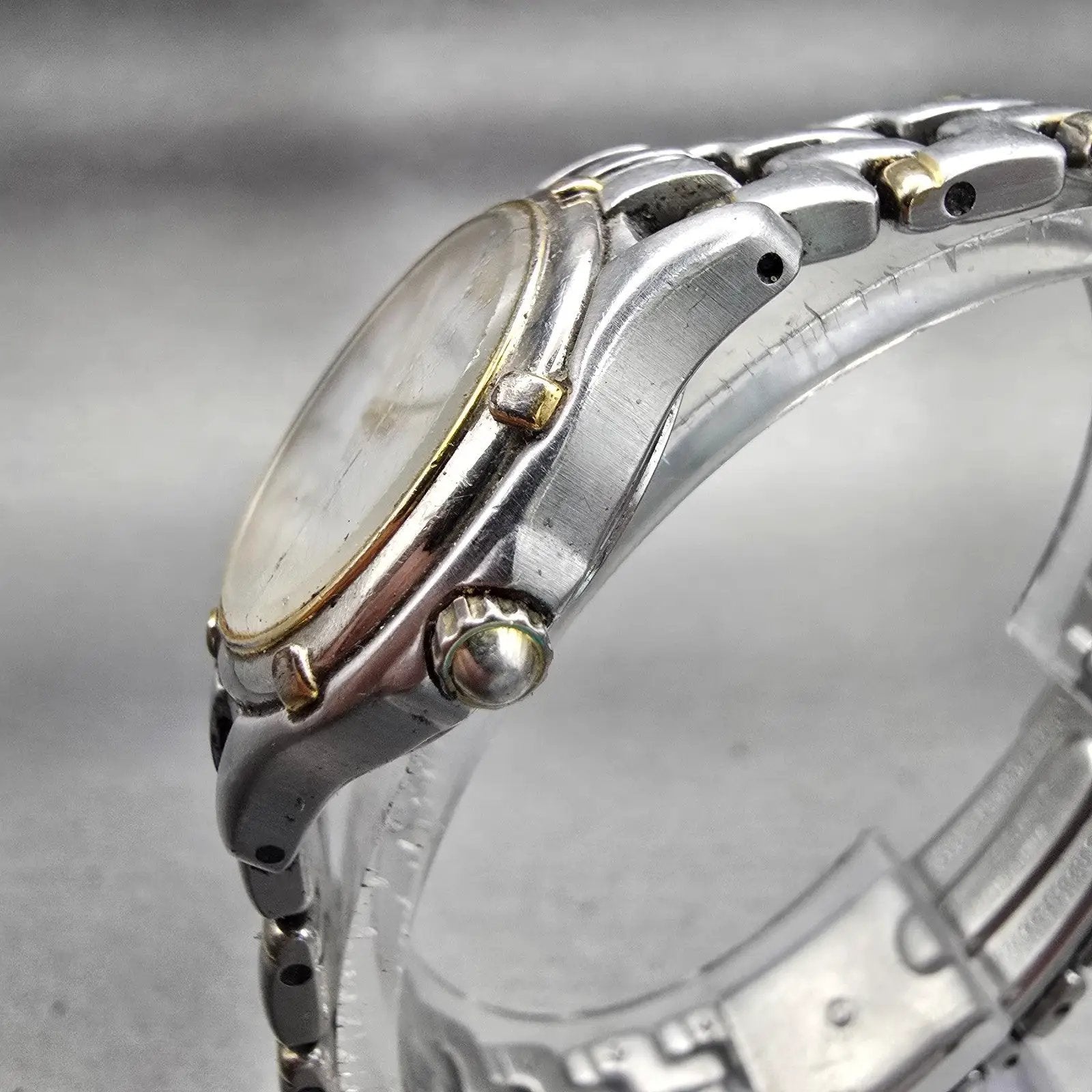 Seiko Watch Women 27mm White Dial Two Tone Date Round 7N82-0599 New Battery VTG2