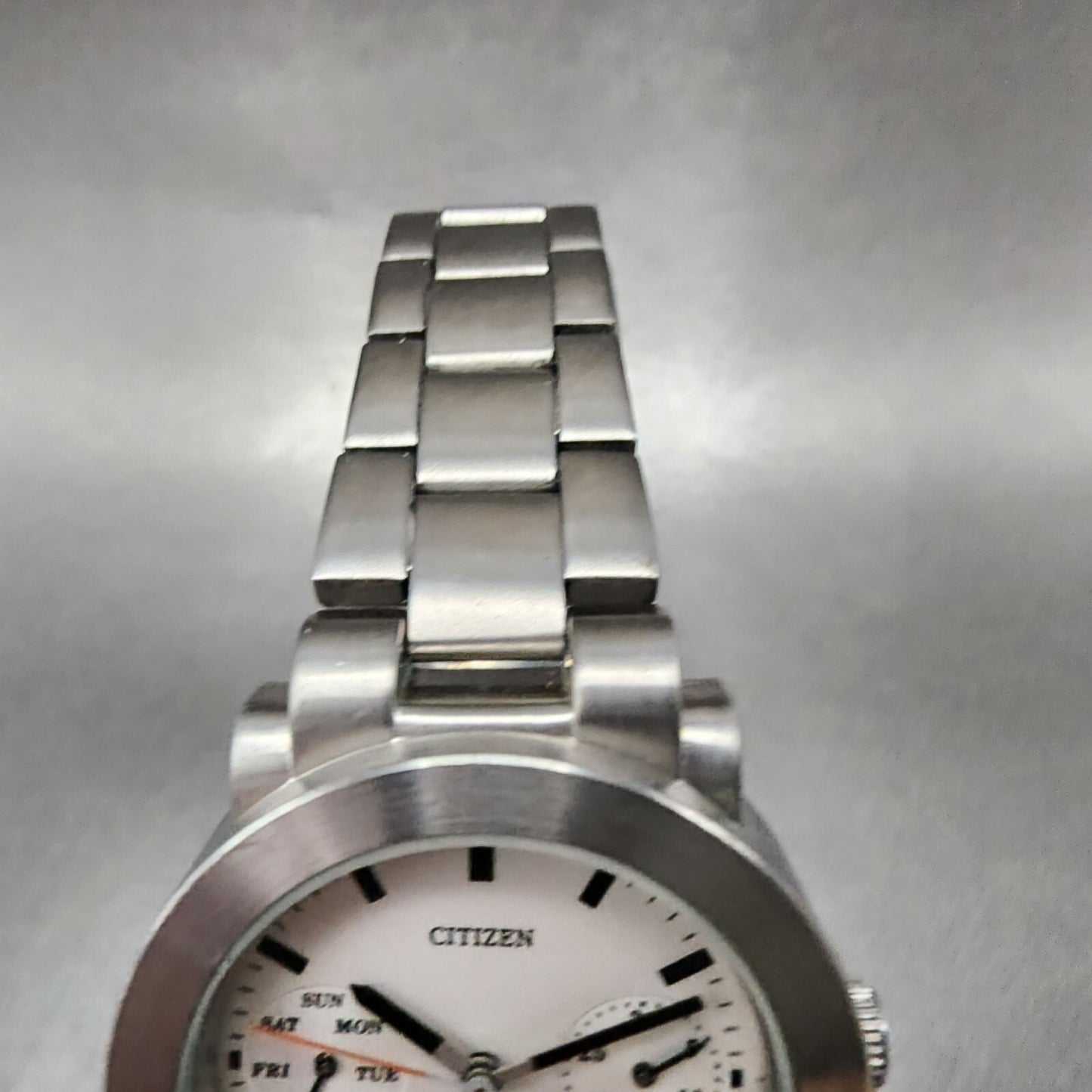 Citizen Watch Women 31mm White Dial Stainless Steel Daydate Round New Battery4