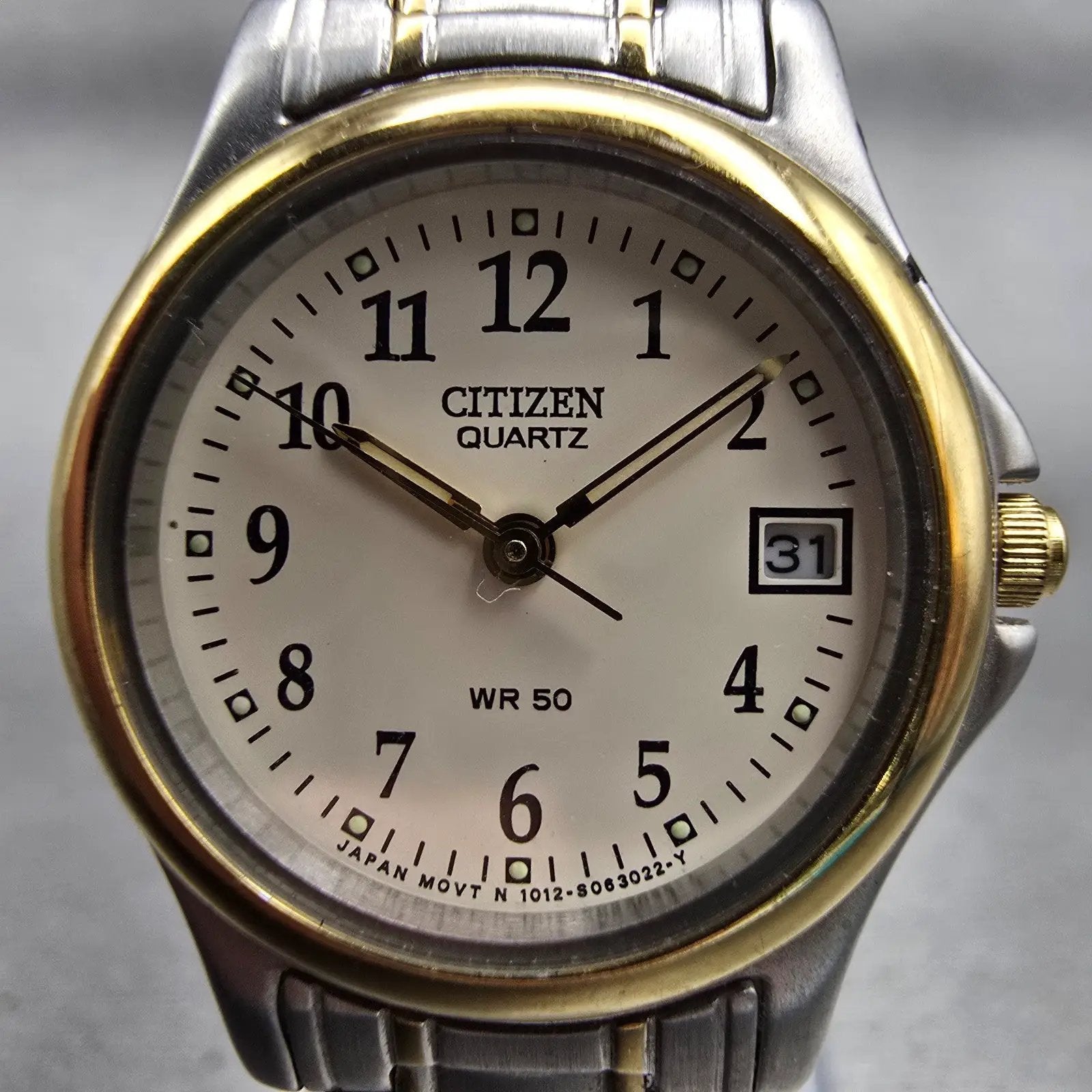 Citizen Watch Women 24mm White Dial Two Tone Date Round 1012-S038375 New Battery1