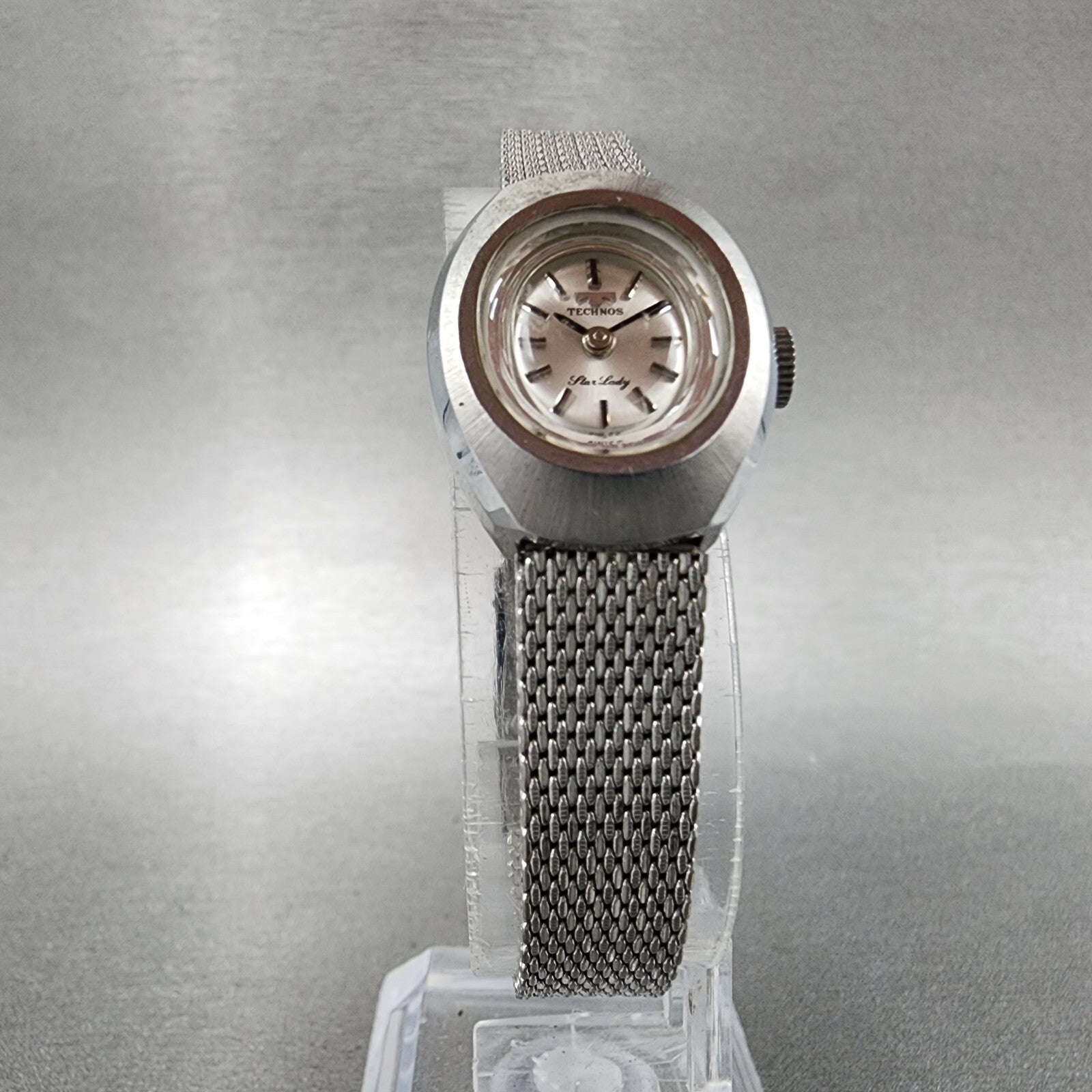 Technos Star lady Watch Women 19mm Silver Dial Steel Oval Manual Wind Runs VTG5