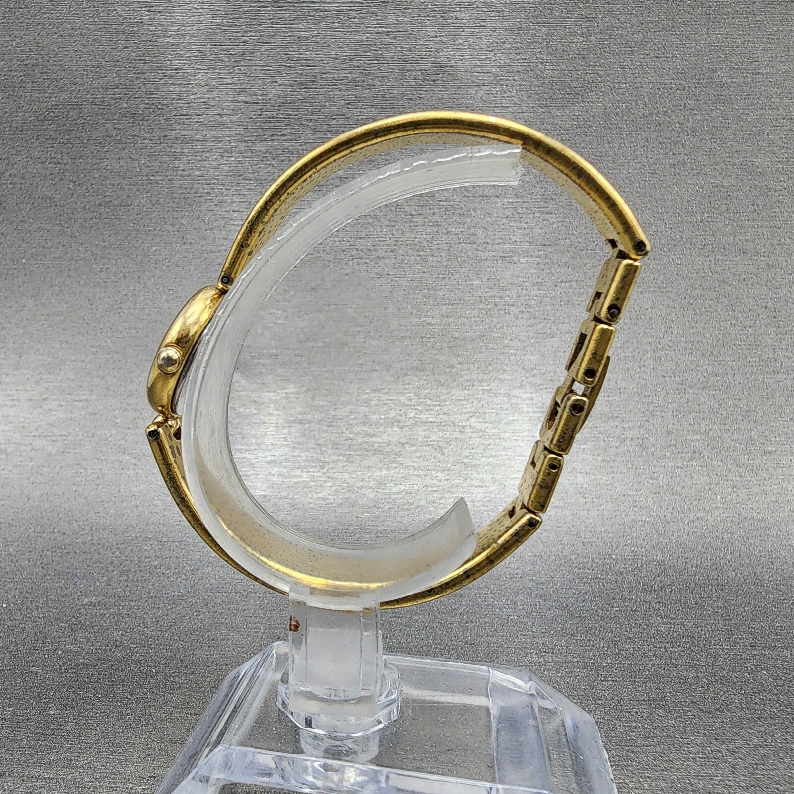 Seiko Watch Women 18mm Gold Dial Gold Tone Round Bangle 1F200E89 New Battery5
