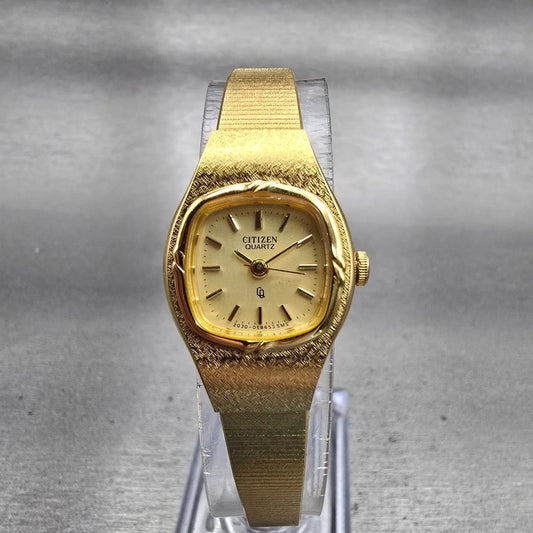 Citizen CQ Watch Women 19mm Gold Dial Gold Tone Oval 2030-943031 New Battery0
