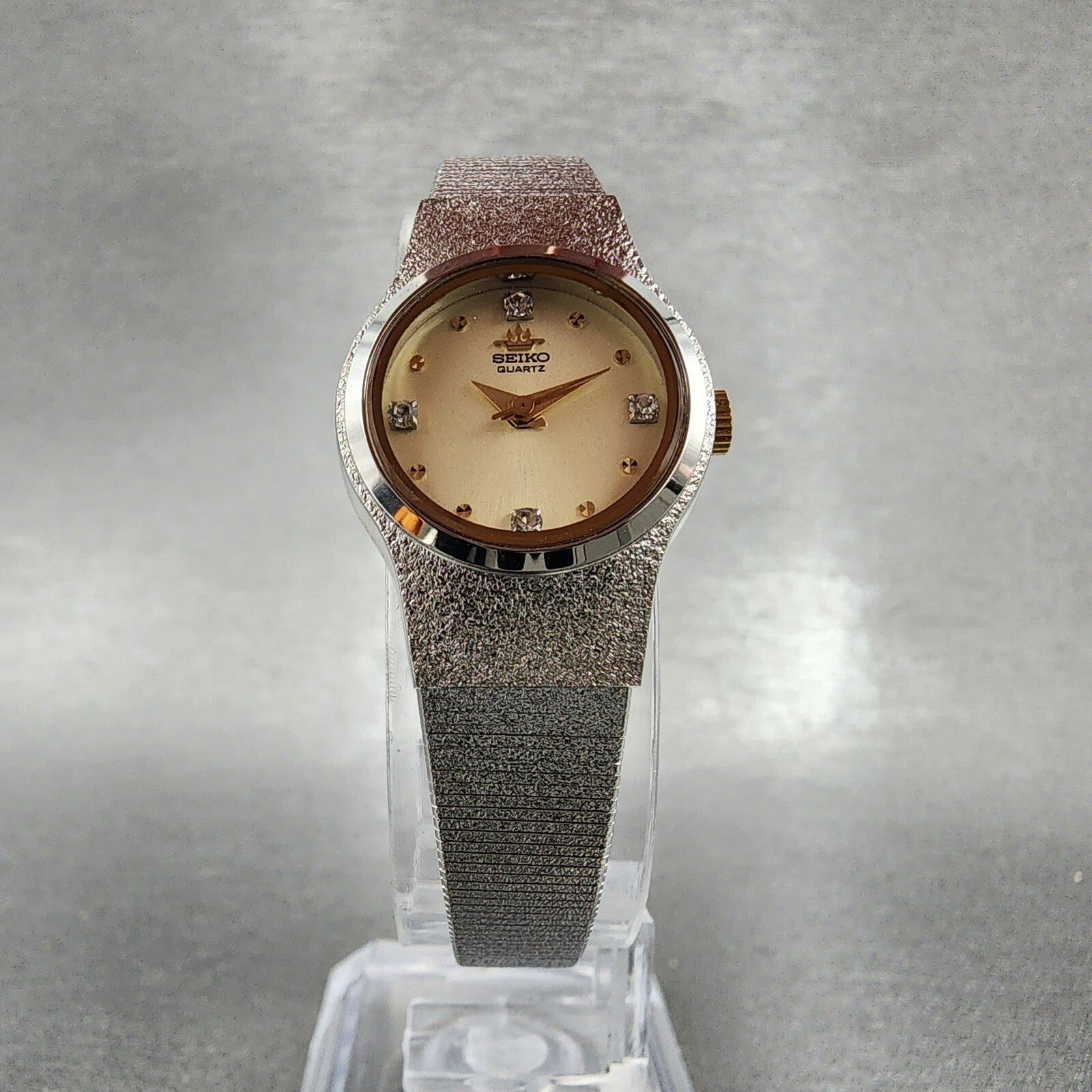 Seiko Watch Women 20mm Champagne Dial Silver Tone Diamond Markers New Battery4
