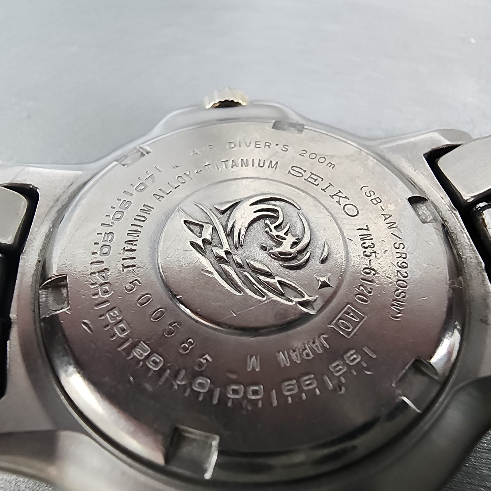 Seiko Scuba Dive Watch Men 38mm MOP Dial Titanium Tone Date 7n356120 PARTS10