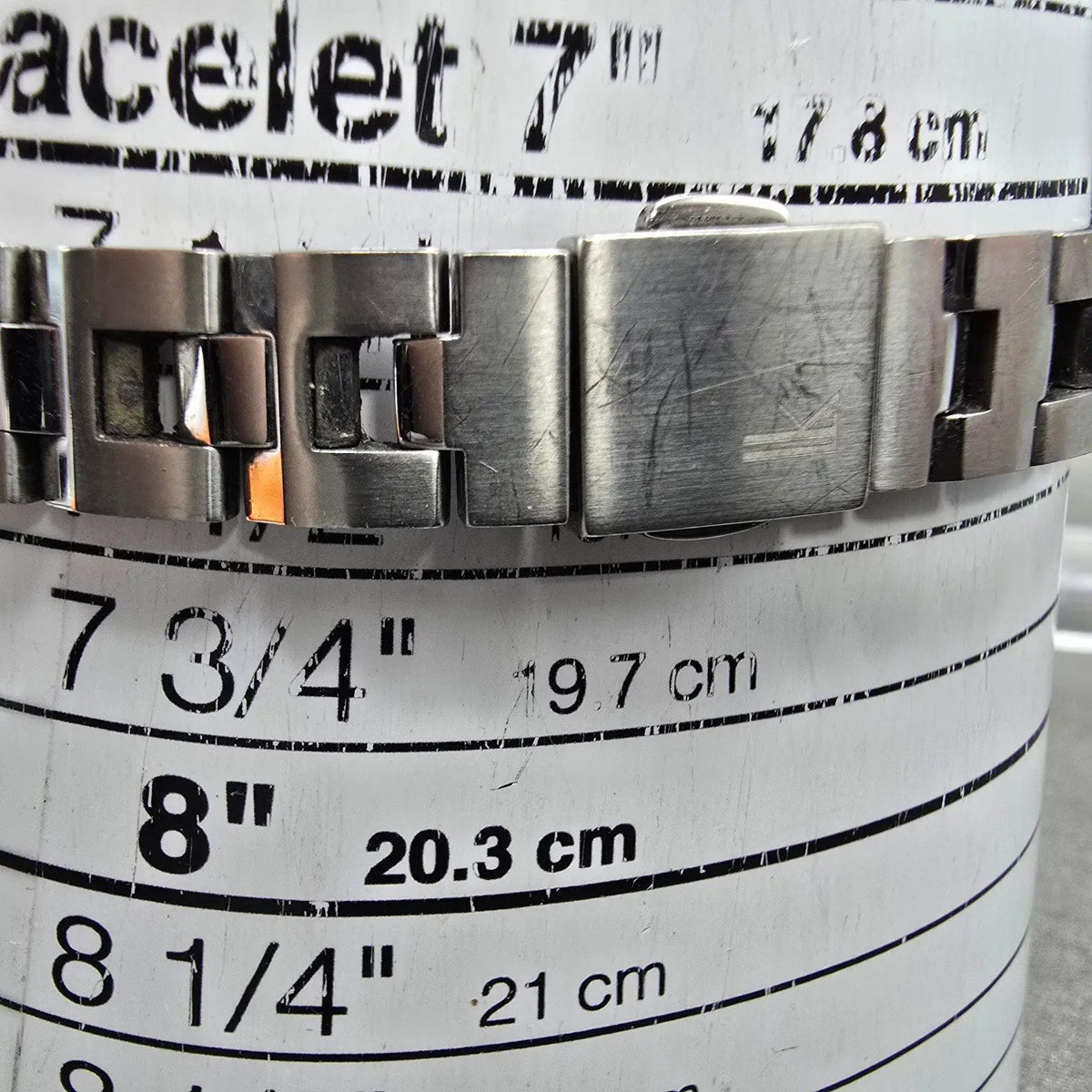 Seiko Lukia Atomic Solar Watch Women 25mm White Dial titanium 1B22-0CC0 PARTS11