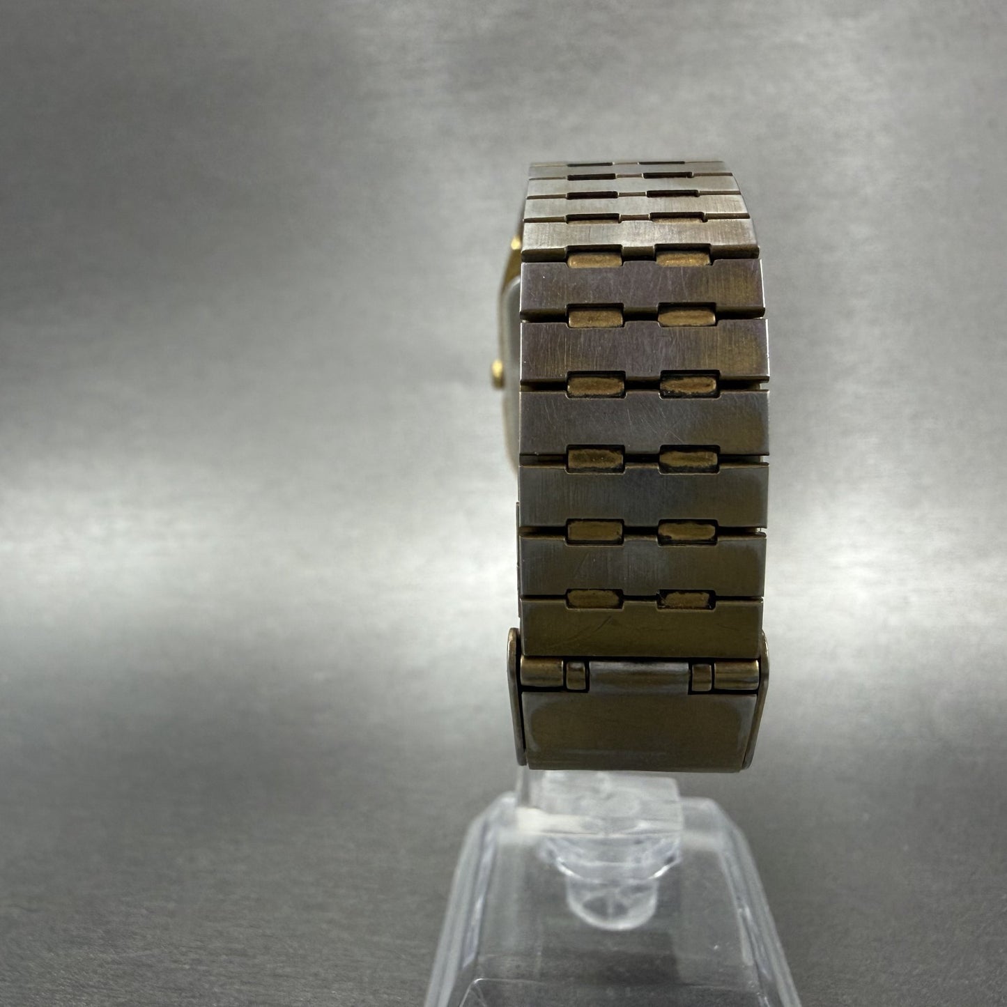 Seiko Tank Watch Men 26mm Champagne Dial Gold Tone Rectangle 5Y955009 New Batt7