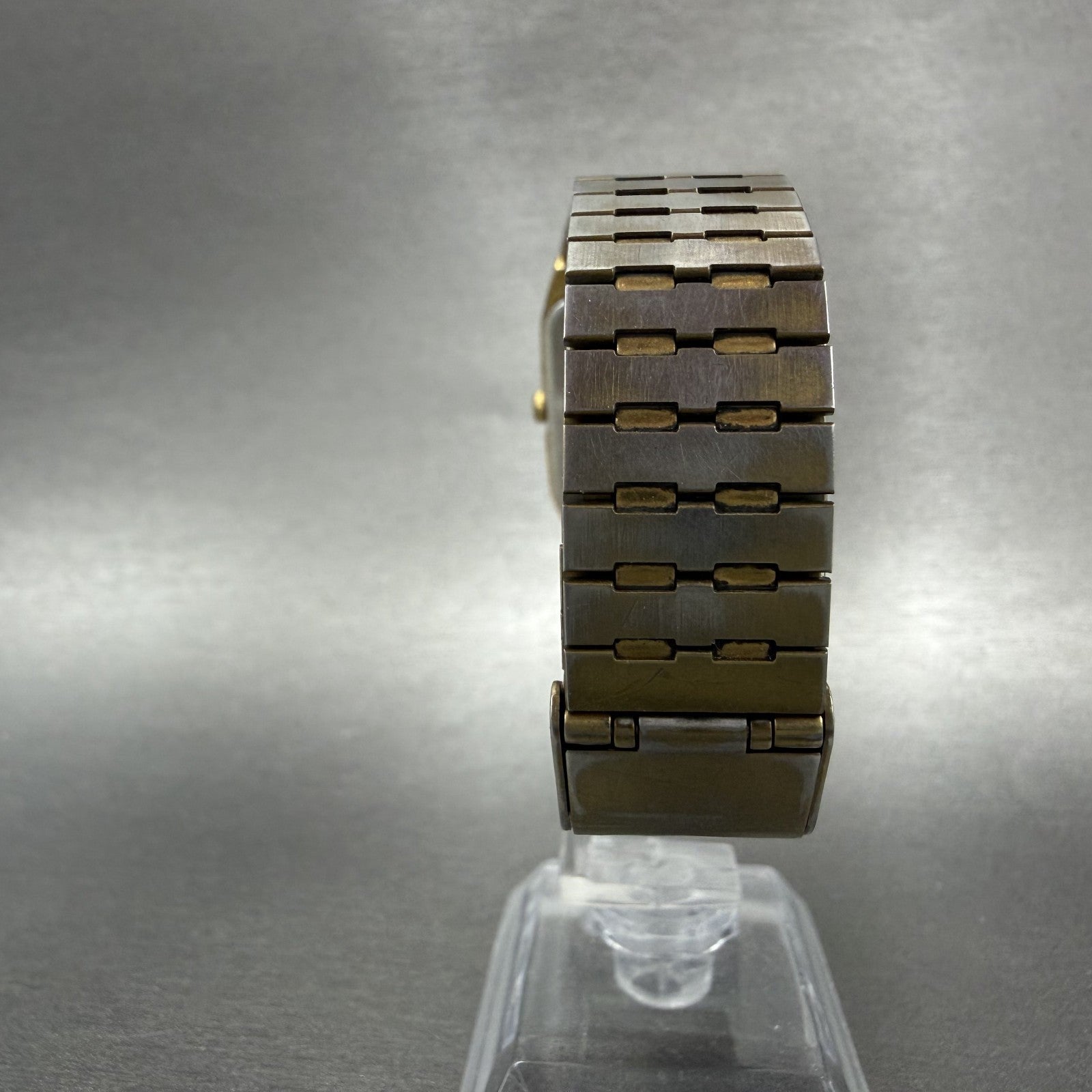 Seiko Tank Watch Men 26mm Champagne Dial Gold Tone Rectangle 5Y955009 New Batt7