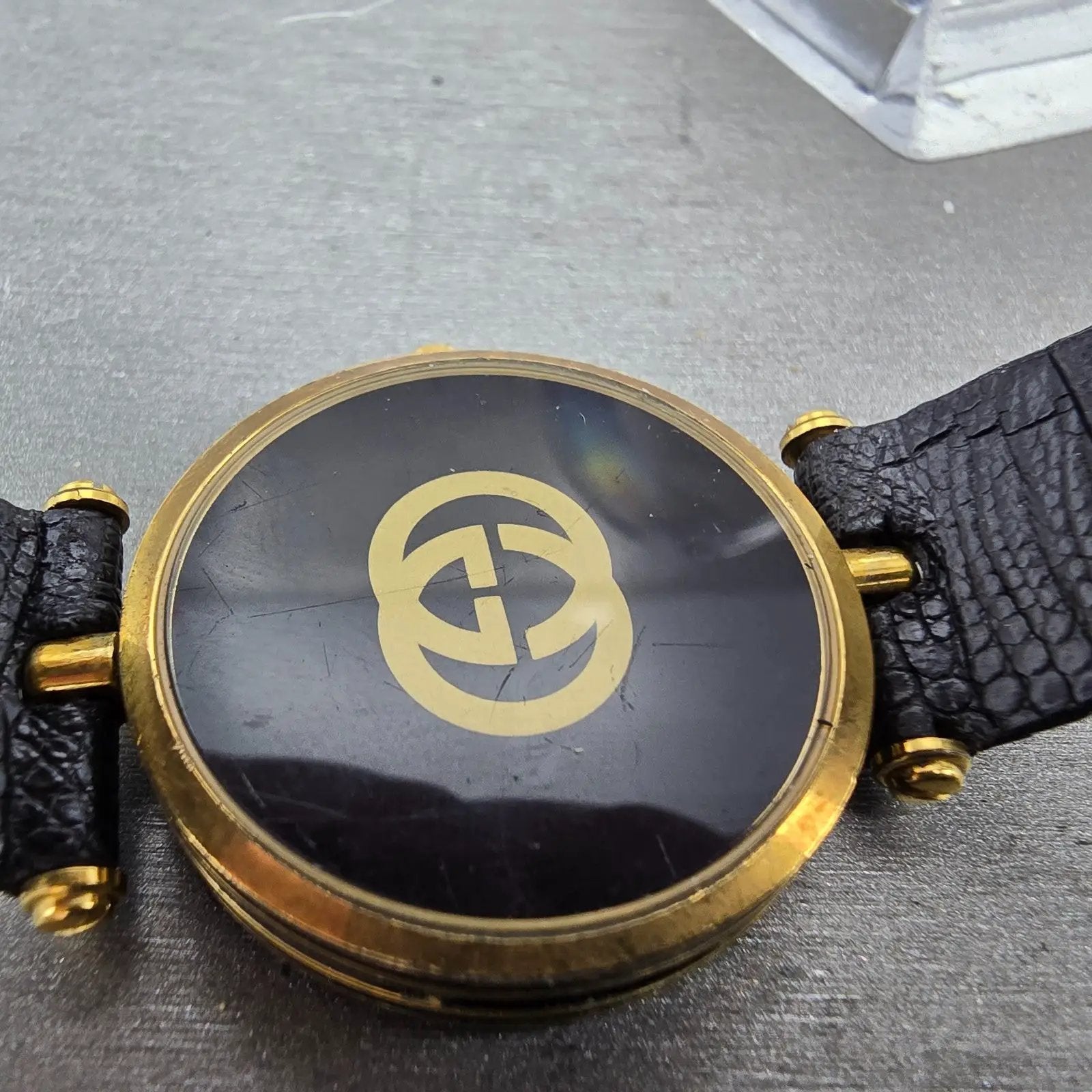 Gucci 2000M Watch Men 30mm Black Dial Gold Plated Leather Round New Battery VTGA9