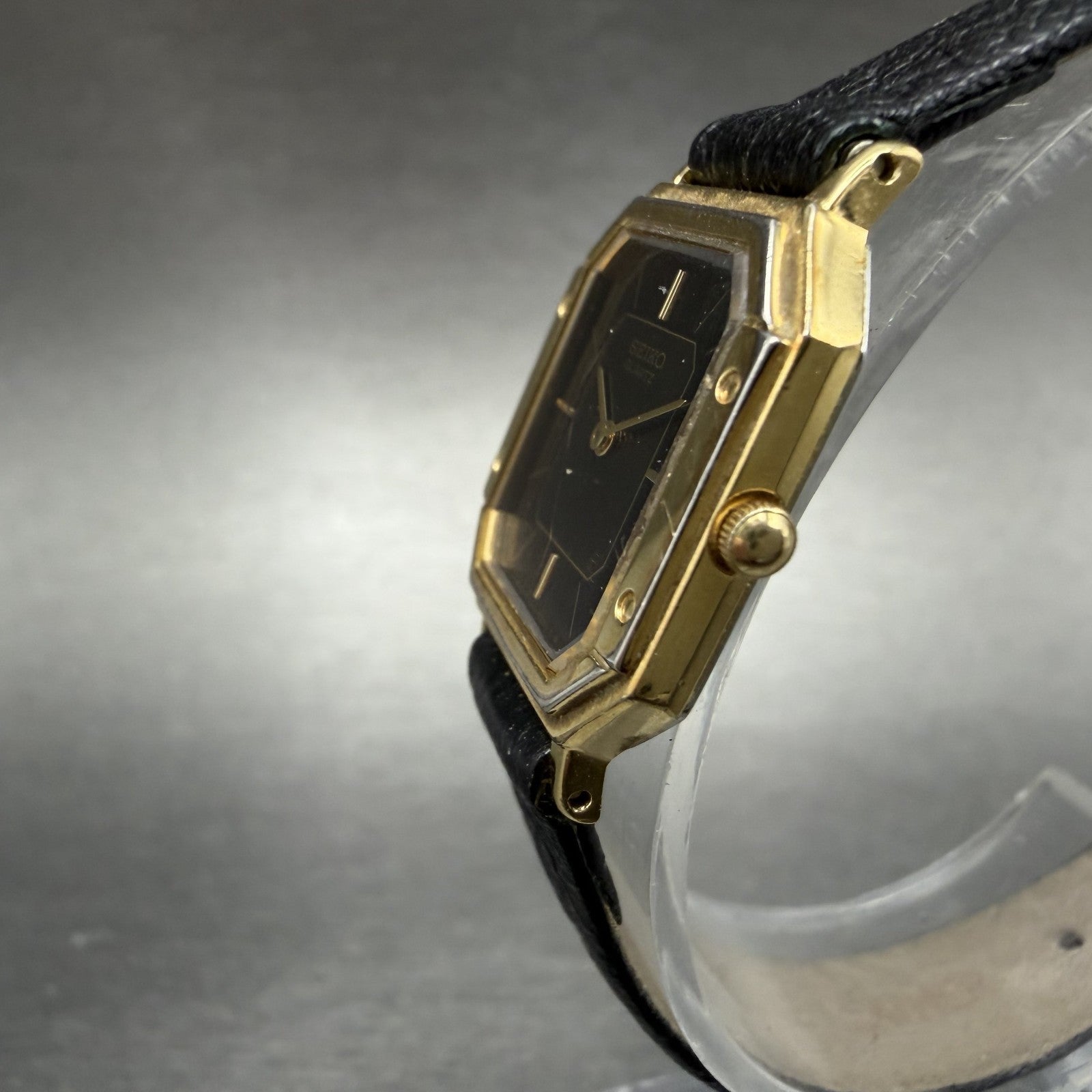 Seiko Watch Women 20mm Black Dial Gold Tone Octagon 7320-5059 New Battery2