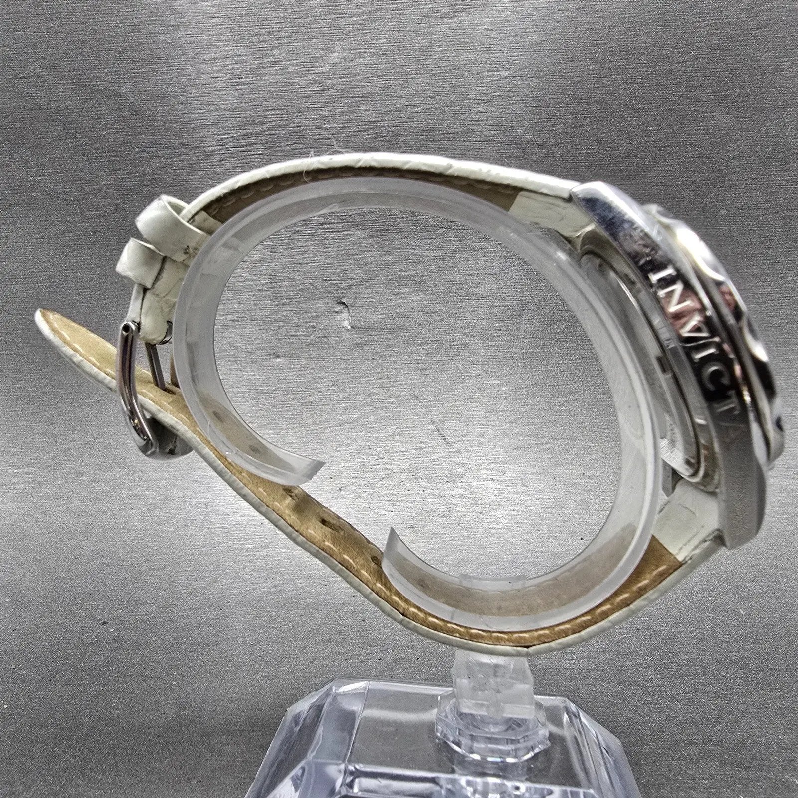 Invicta Heart Dive Watch Women 37mm Silver Dial Silver Tone Date 12401 New BattJ7