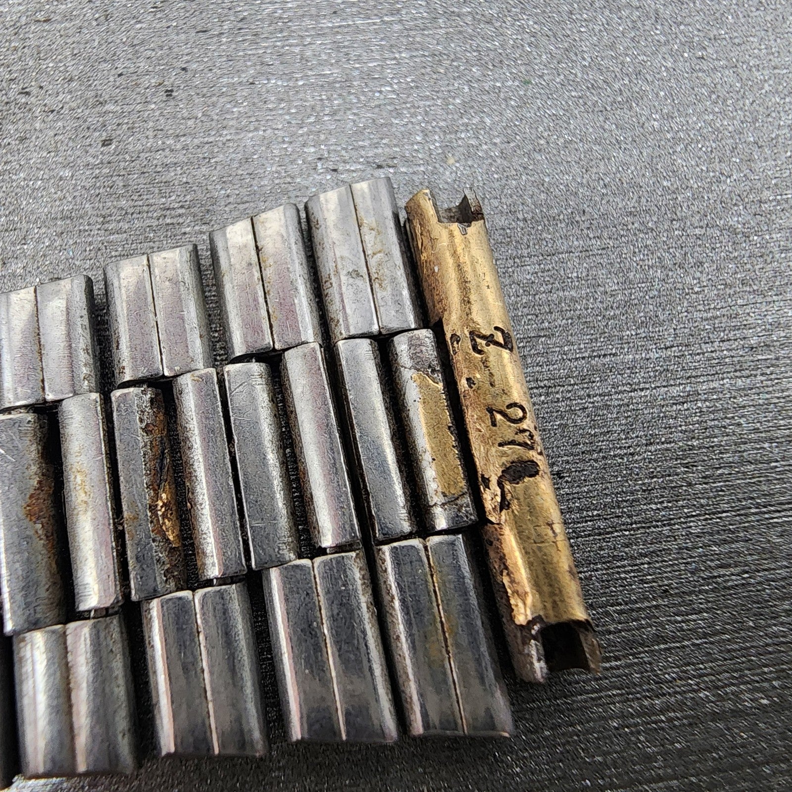 Seiko Bracelet 20mm Two Tone Stainless Steel Tri Folding Z271 End Links6