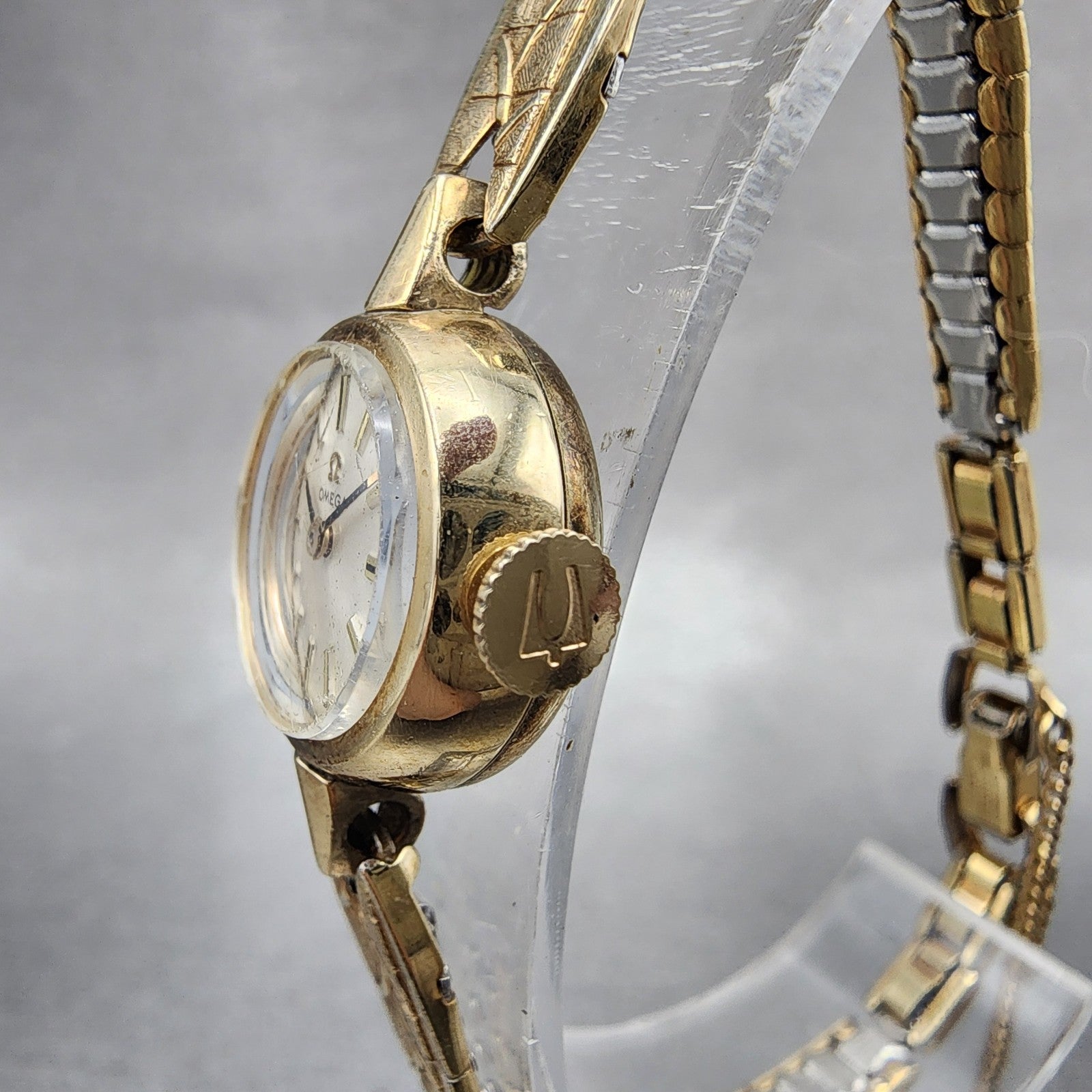 Omega Watch Women 17mm Silver Dial 14K Gold Filled Manual Wind Runs Caliber 4842