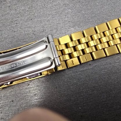 Bulova Bracelet Gold Tone 19mm Stainless Steel Y10 READ!!!!!!! Tri Folding Clasp13