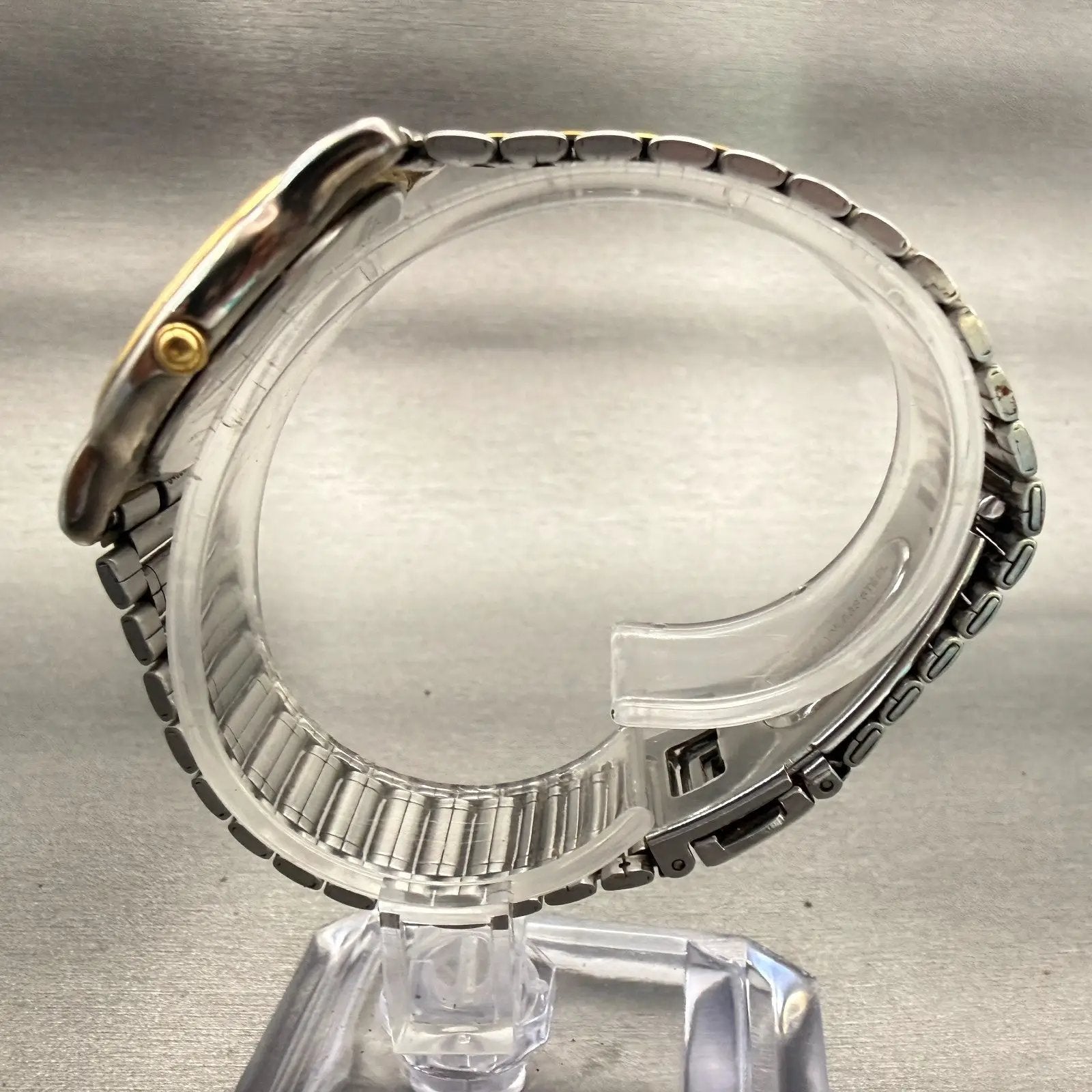Seiko Lucent Watch Unisex 30mm White Dial Two Tone Round 5E21-6E00 New Battery6