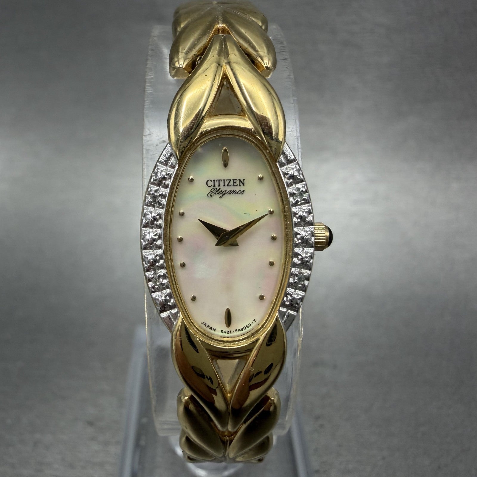 Citizen Elegance Watch Women 15mm White Dial Gold Tone Oval 5421-F44701 New Batt0