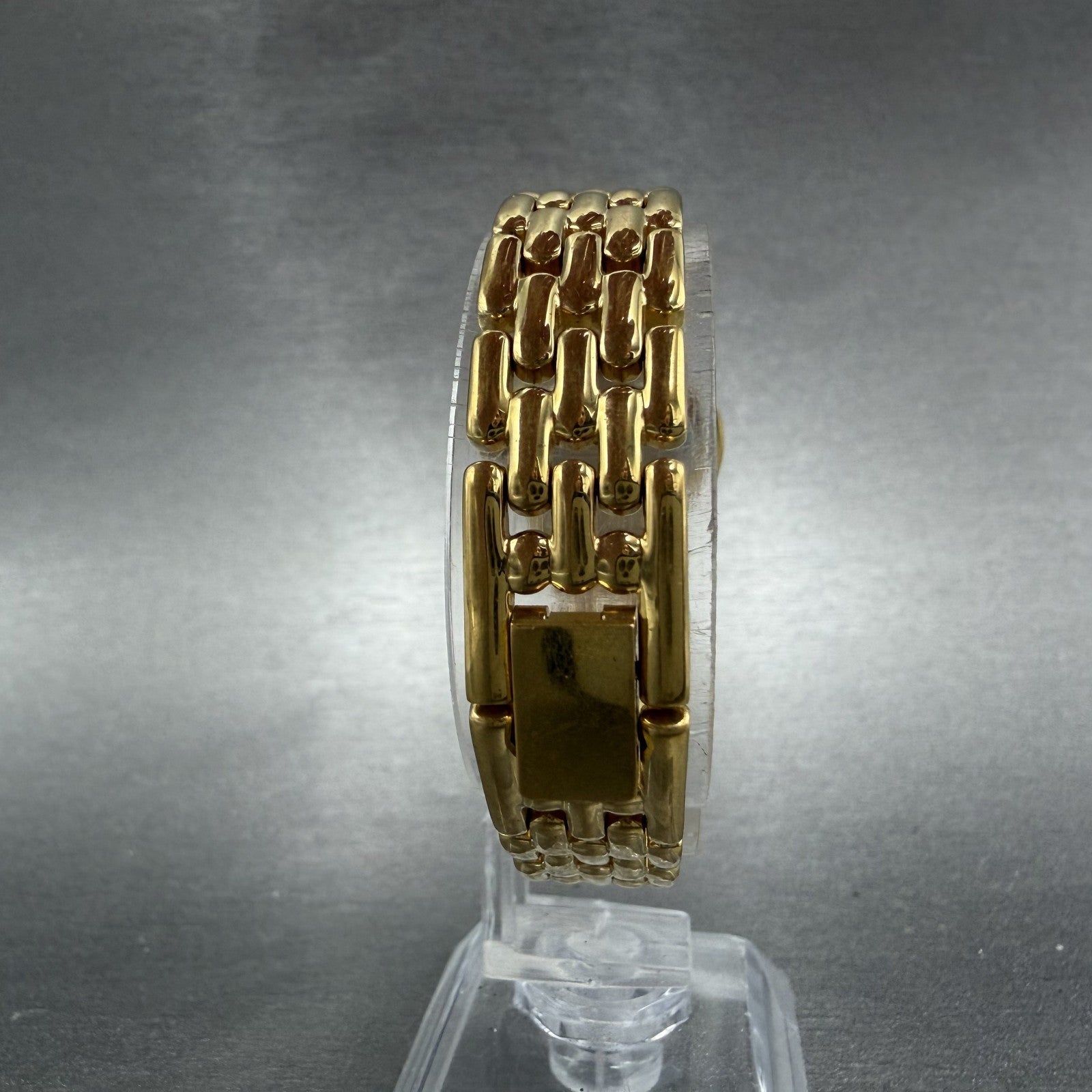 Citizen CQ Watch Women 22mm Champagne Dial Gold Tone Round 5420-S26003 New BattA7