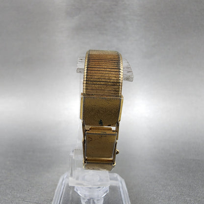 Seiko Tank Watch Women 12mm Gold Dial Gold Tone Rectangle 2E205409 New Battery6