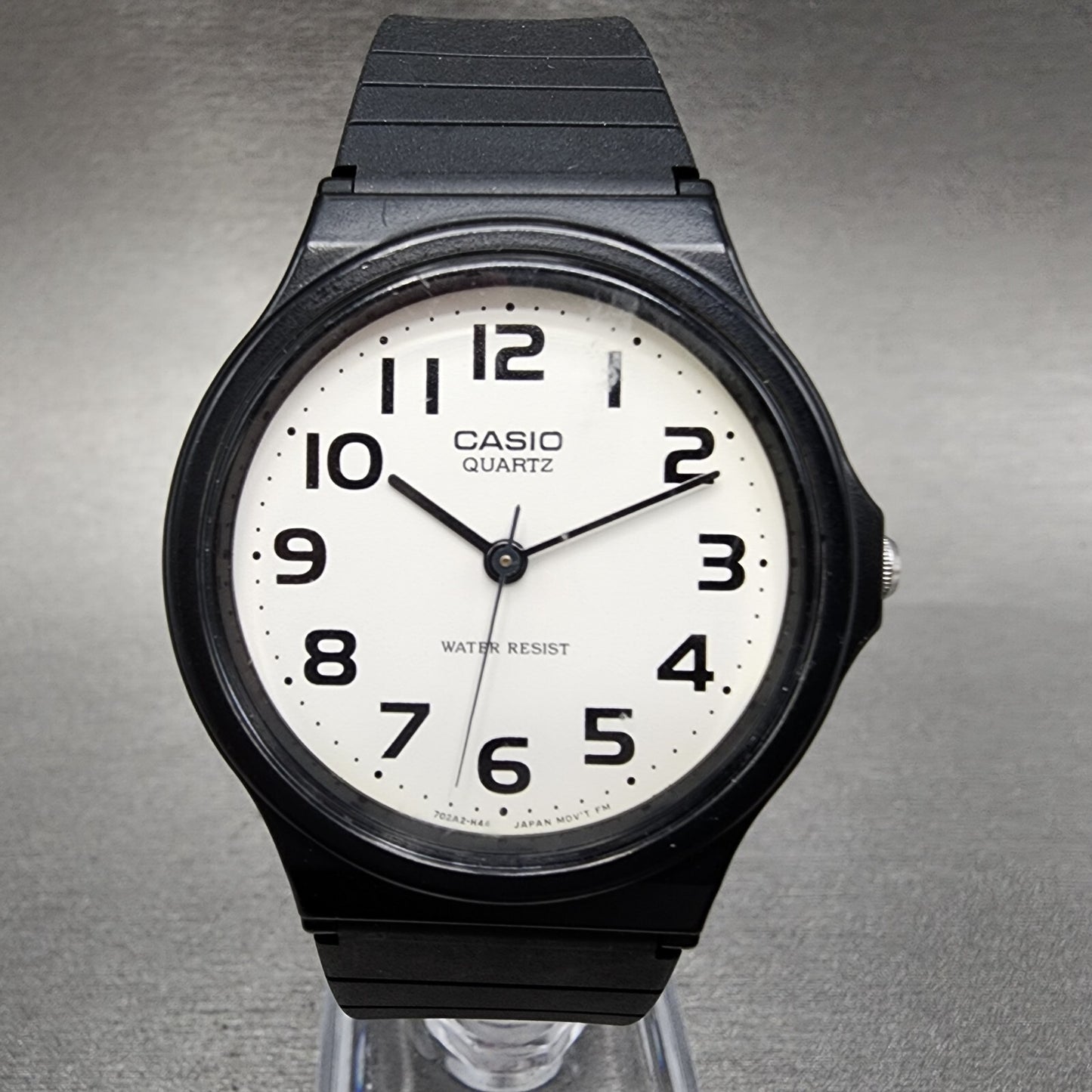 Casio Watch Men 34mm White Dial Black Tone Round MQ24 New Battery