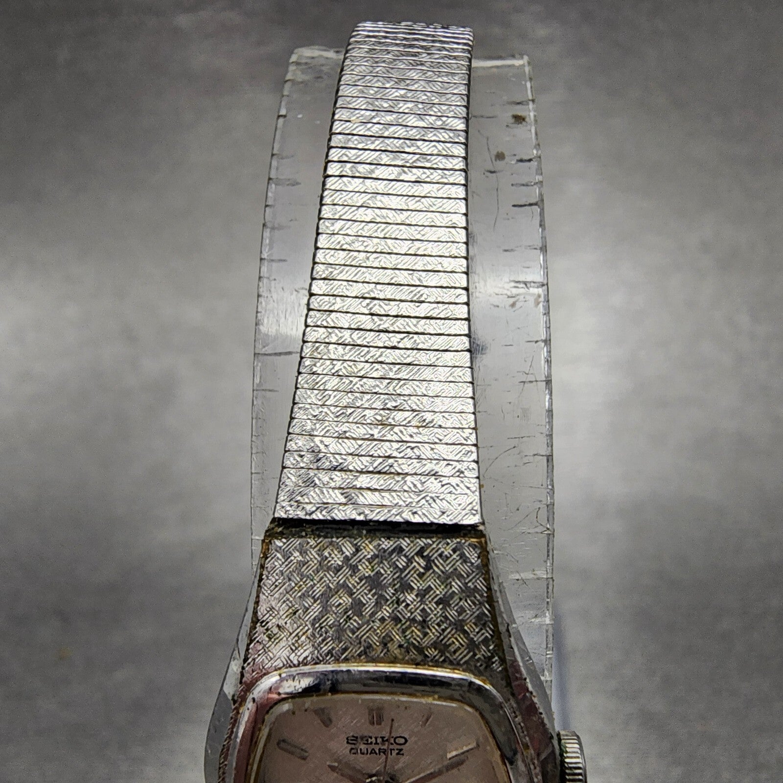 Seiko Watch Women 17mm Silver Dial Silver Tone Hexagon 4N015021 New Battery4