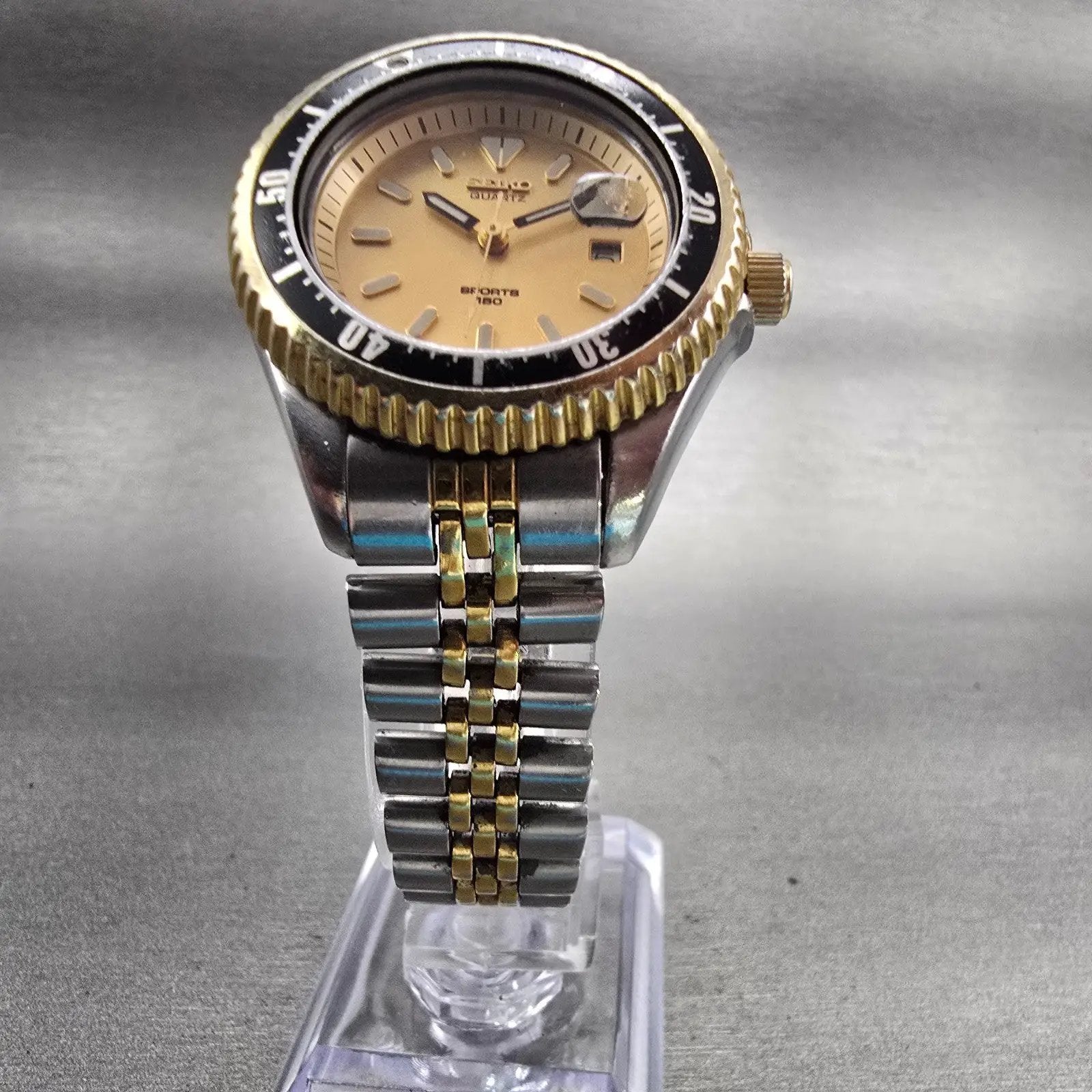 Seiko Sports 150 Watch Women 31mm Gold Dial Two Tone Date 7N82-6A20 New Battery5