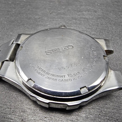 Seiko Solar Watch Men 38mm Black Dial Silver Tone Date READ!!!!!! V157-0AG0 Runs14