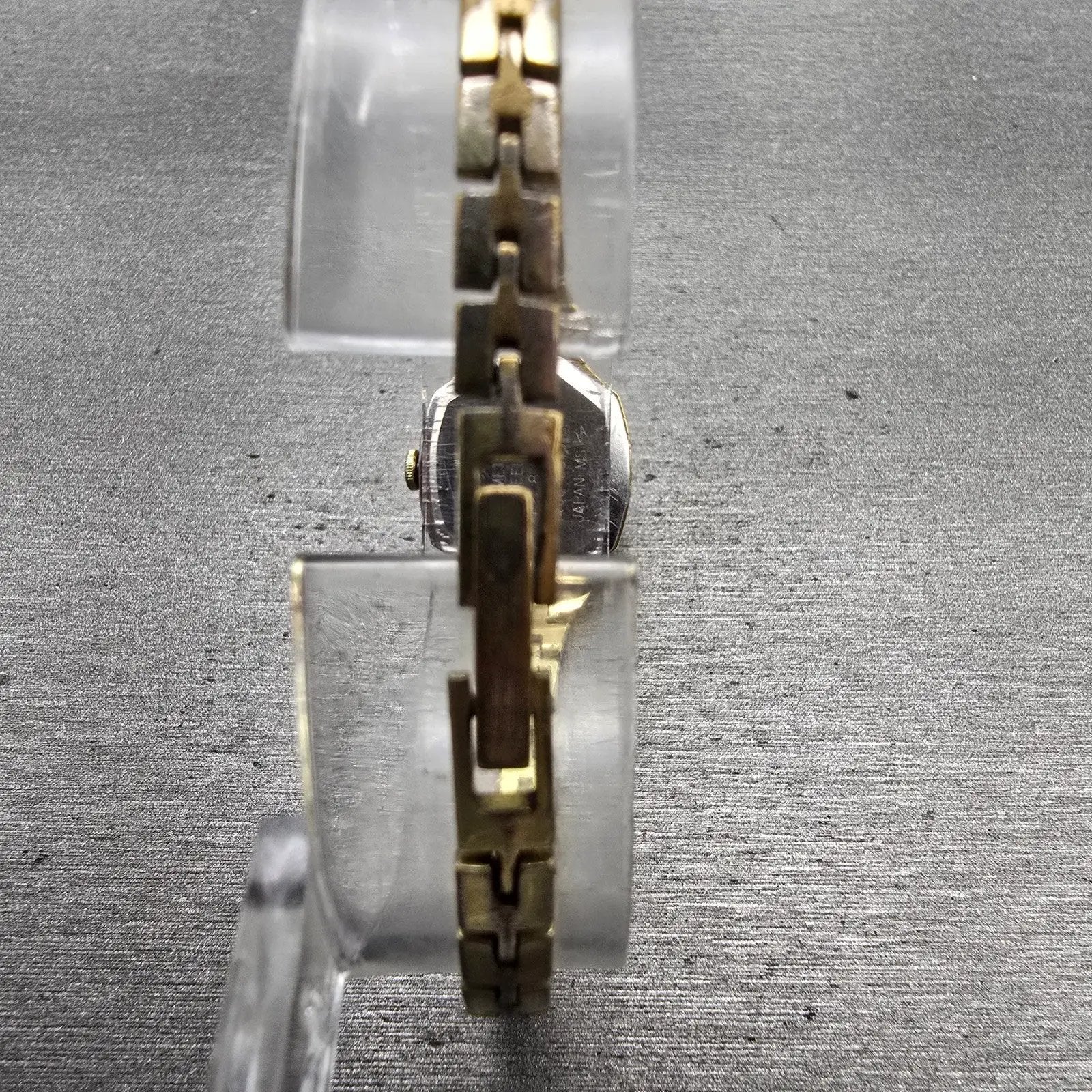 Seiko Watch Women 17mm Gold Dial Gold Tone Hexagon 1400-5319 New Battery Vintage7