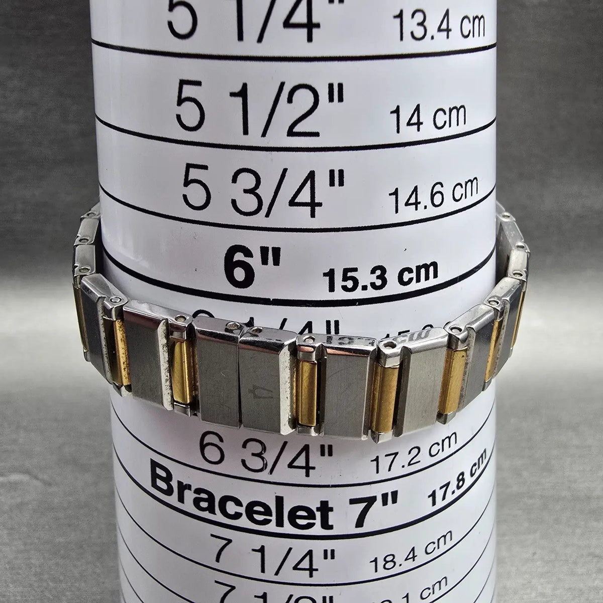 Bulova Watch Women 27mm White Dial Two Tone Date Round 98M002 New Battery9
