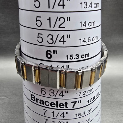 Bulova Watch Women 27mm White Dial Two Tone Date Round 98M002 New Battery9