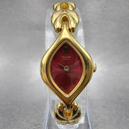 Seiko Pulsar Watch Women 18mm Red Dial Gold Tone Oval V8106510 New Battery0