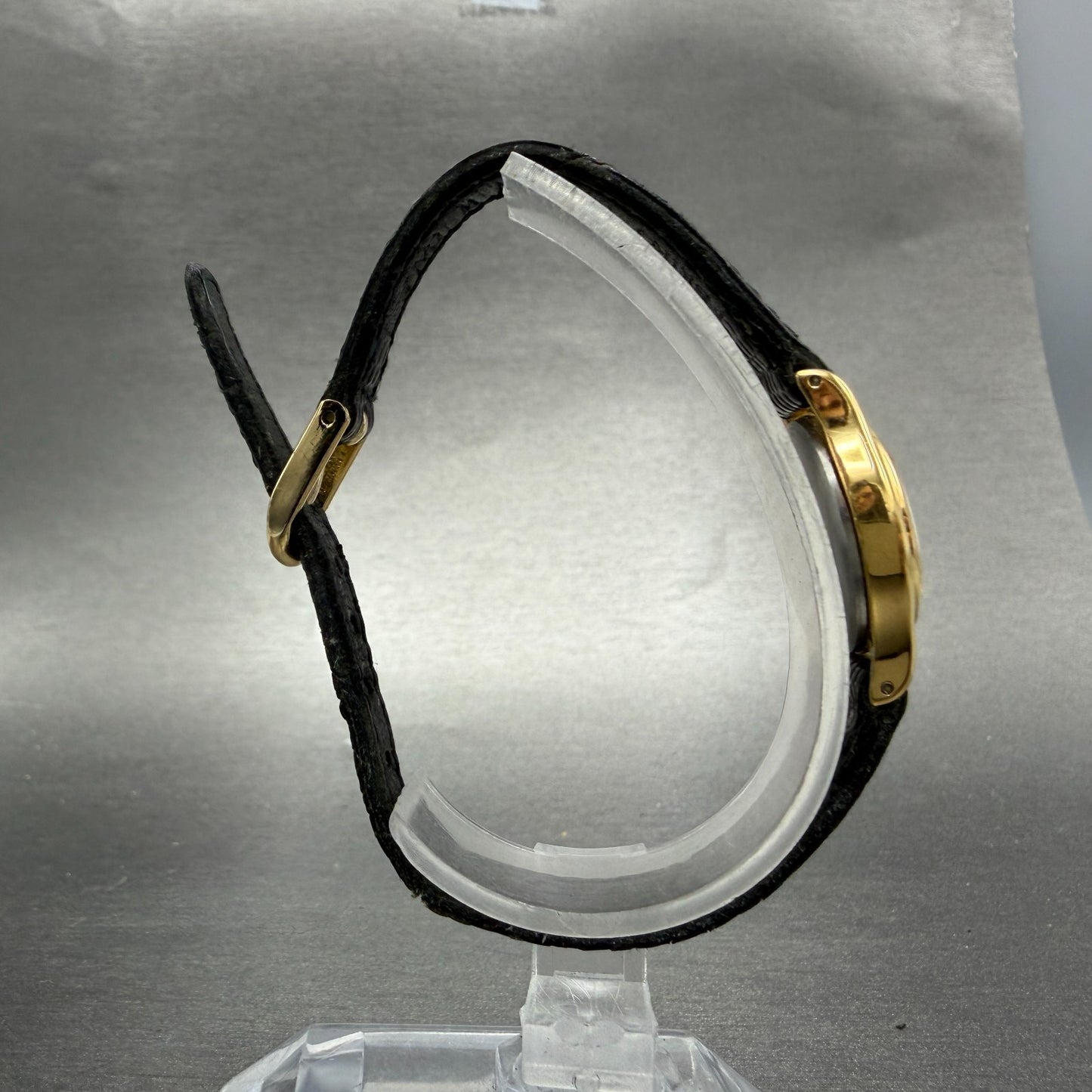 Seiko Watch Women 20mm Black Dial Gold Tone Round Vintage 2y01-0a10 New Battery8