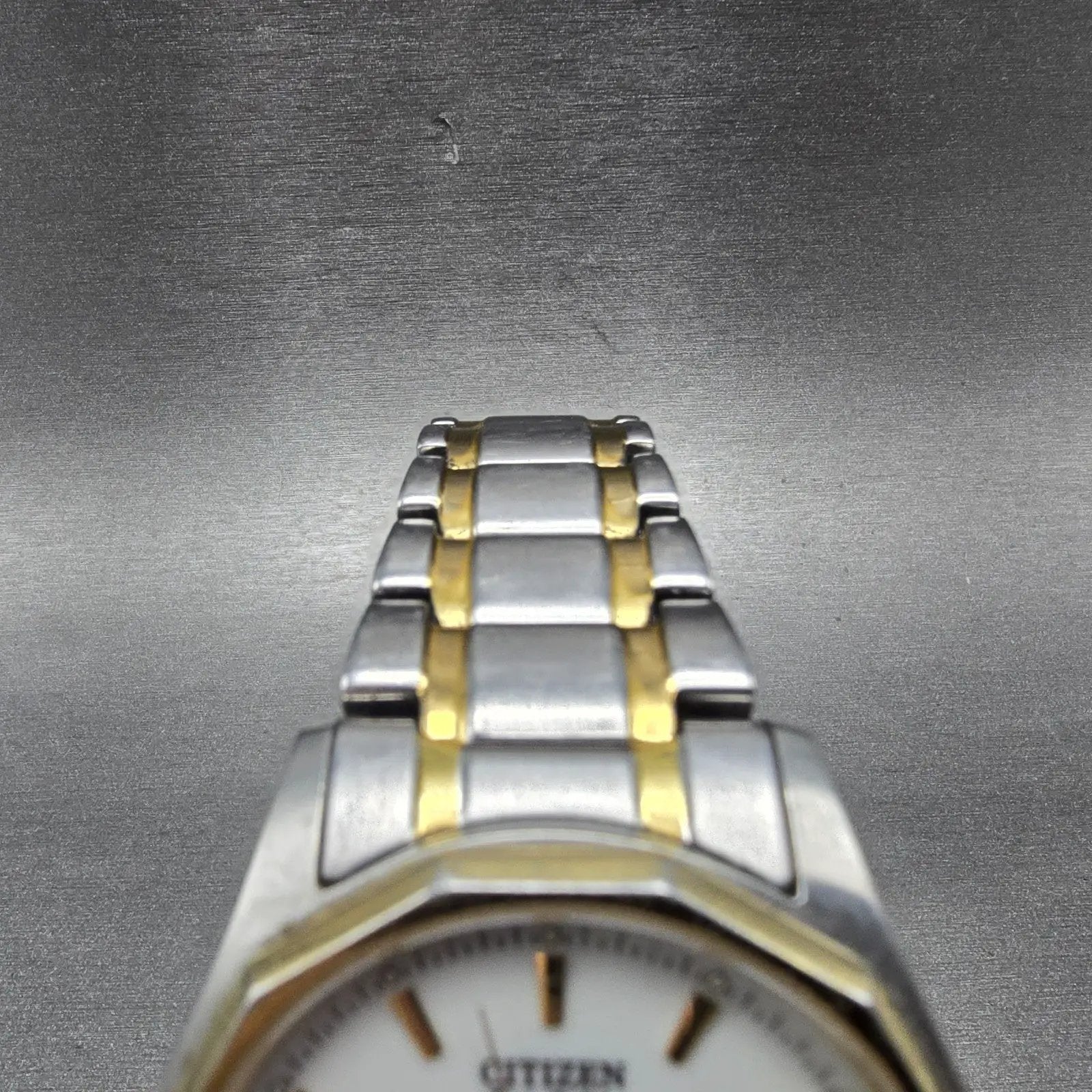 Citizen Eco-Drive Watch Men 37mm White Dial Two Tone Dayedate E101-S053439 Runs4