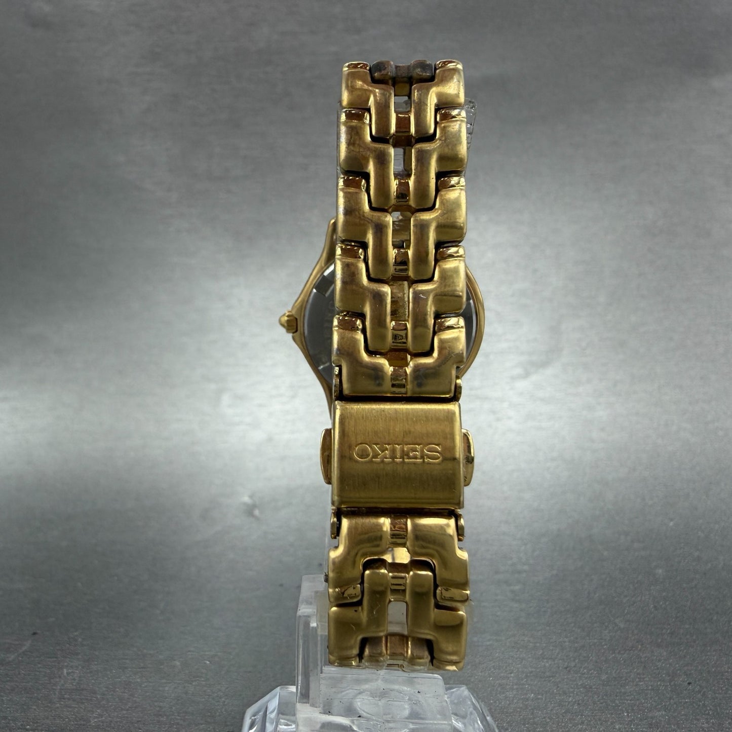 Seiko Watch Women 26mm Champagne Dial Gold Tone Date Round 7n82-0599 New Batt M67