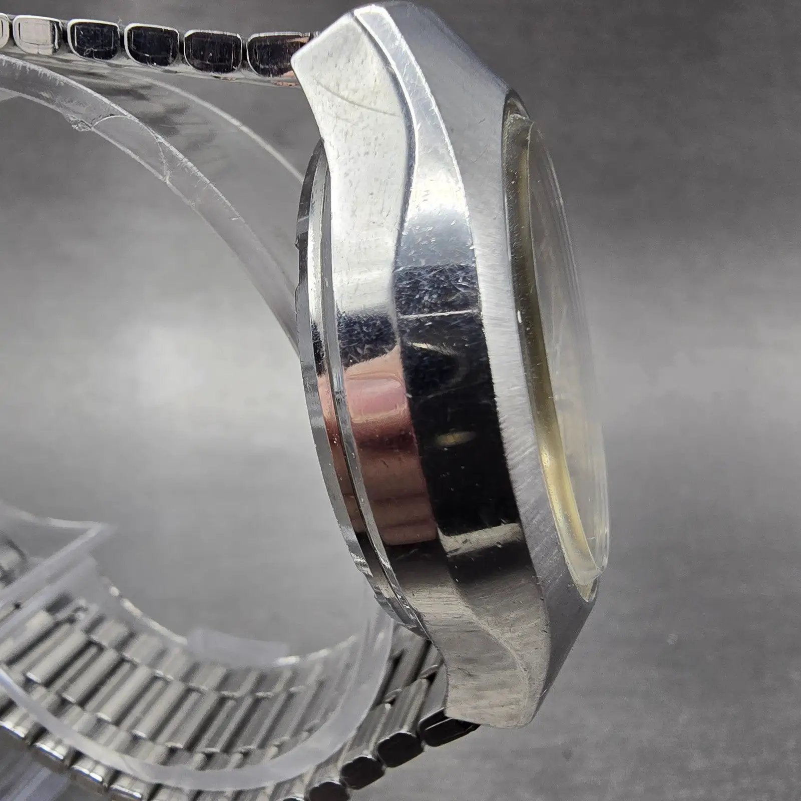 Seiko SQ Watch Men 37mm Black Dial Silver Tone Daydate 0903-8007 New Battery VTG3