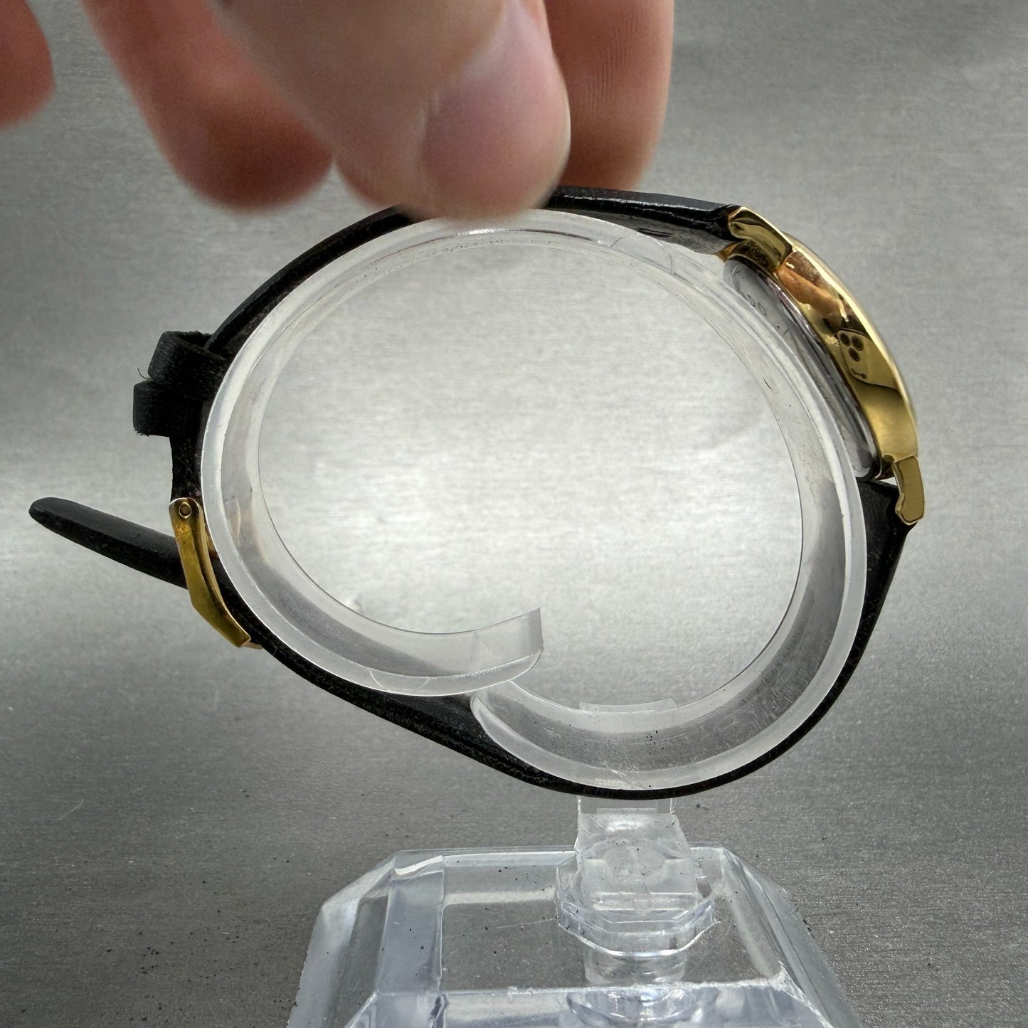 Movado Muesem Watch Women 26mm Black Dial Gold Tone Round 87 E4 0834 PARTS9