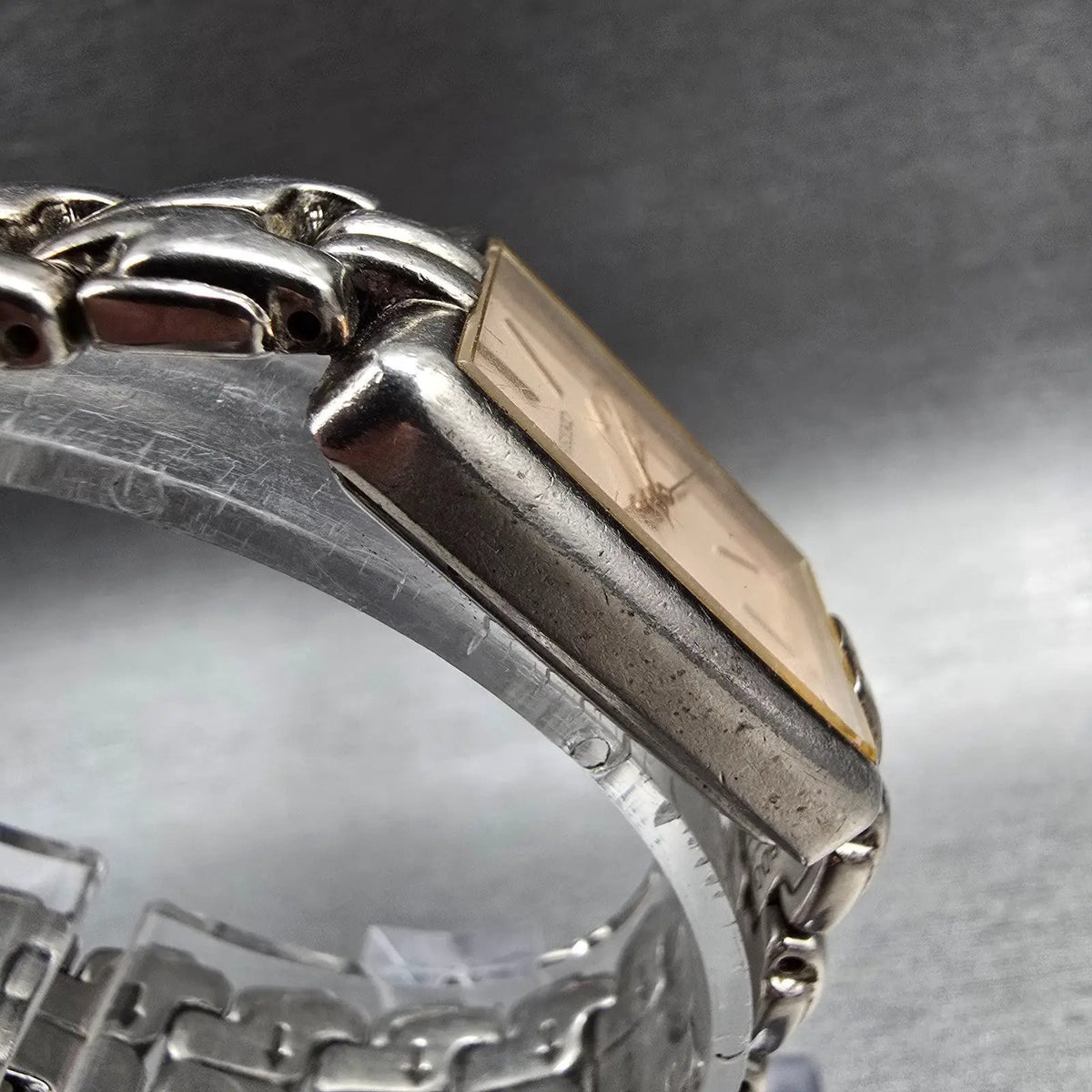 Seiko Tank Watch Women 18mm Cream Dial Silver Tone Rectangle V401-2000 New Batt3