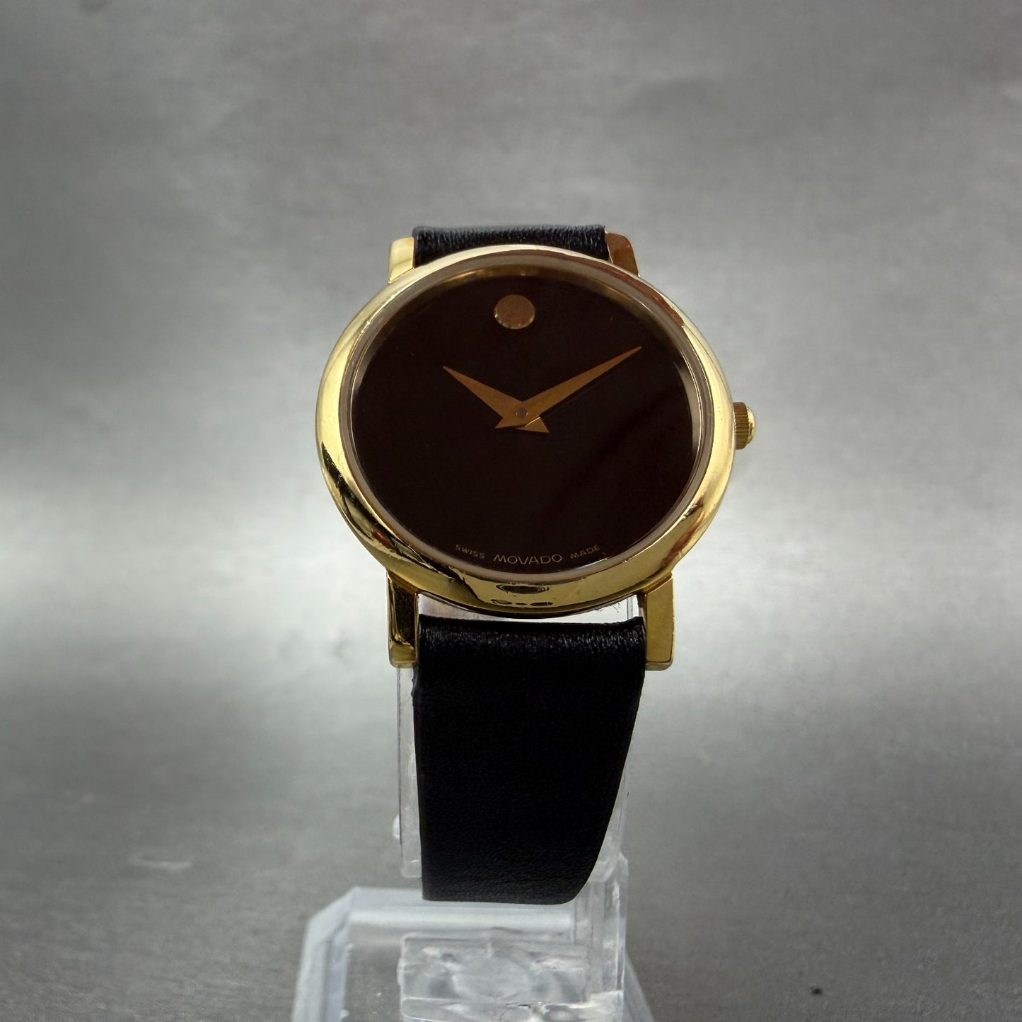 Movado Muesem Watch Women 26mm Black Dial Gold Tone Round 87 E4 0834 New Battery5