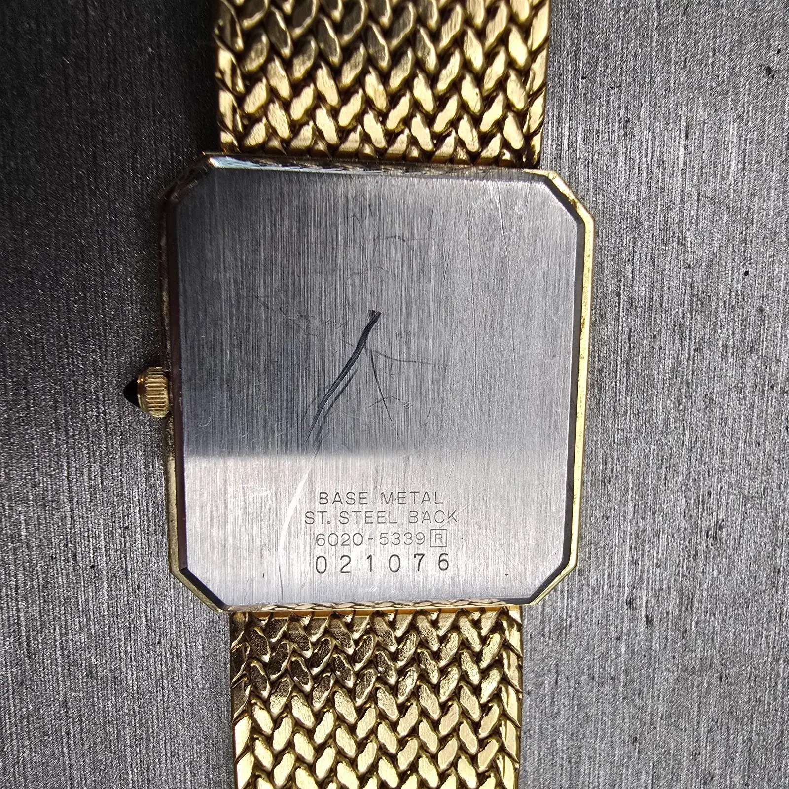 Seiko Watch Men 26mm Gold Dial Gold Tone Rectangle 6020-5339 New Battery Vintage10