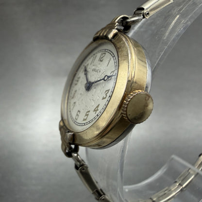 Gruen Watch Women 25mm White Dial Gold Tone Manual Wind Runs Vintage2