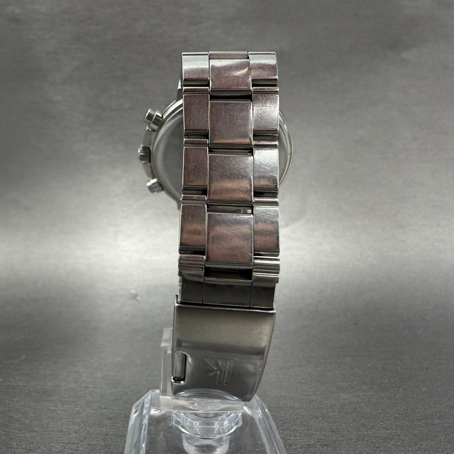 Seiko Lukia Chronograph Watch Women 35mm Red Dial Silver Dial Date New Battery 27