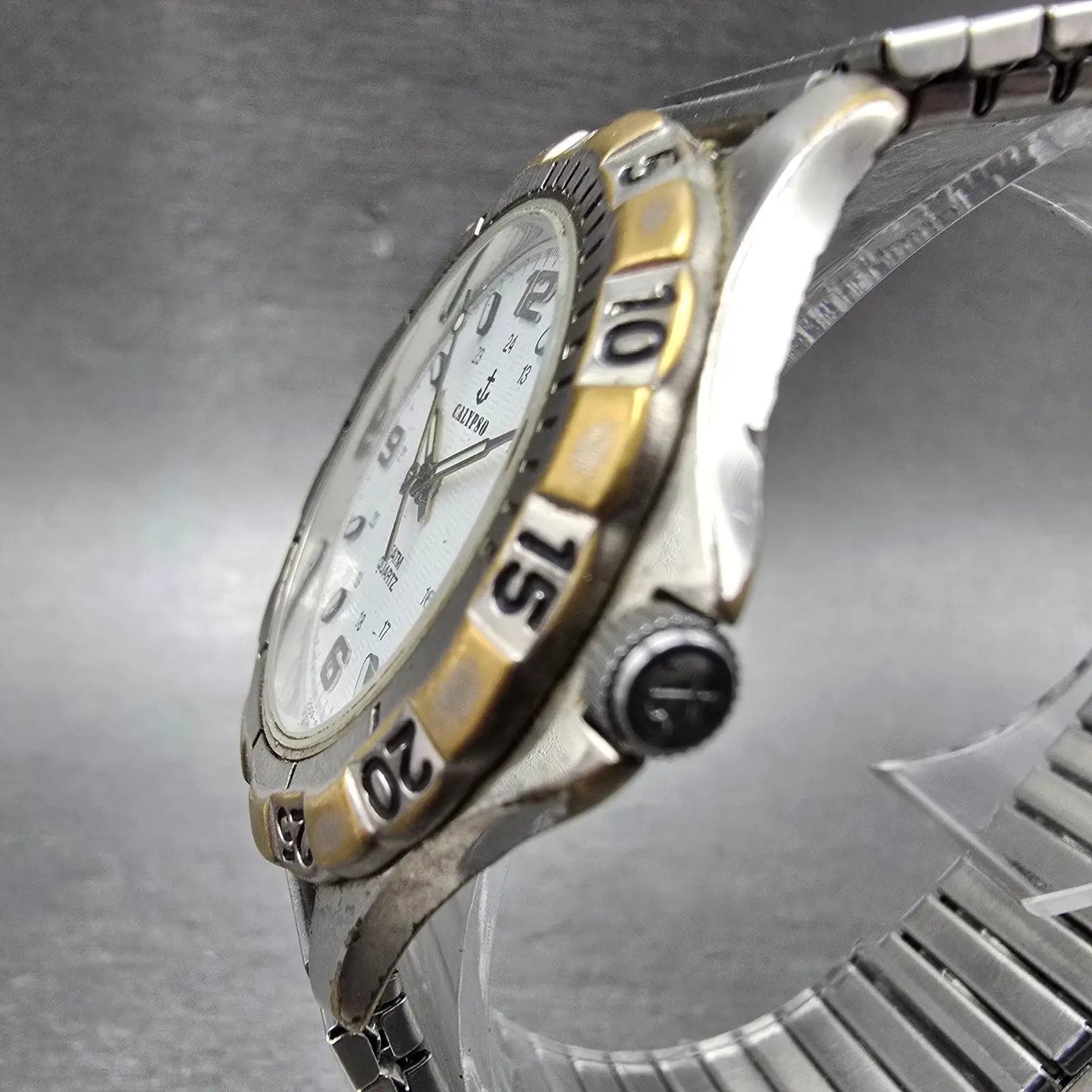 Calypso Dive Watch Men 37mm White Dial Silver Tone Round Stretch Band New Batt2