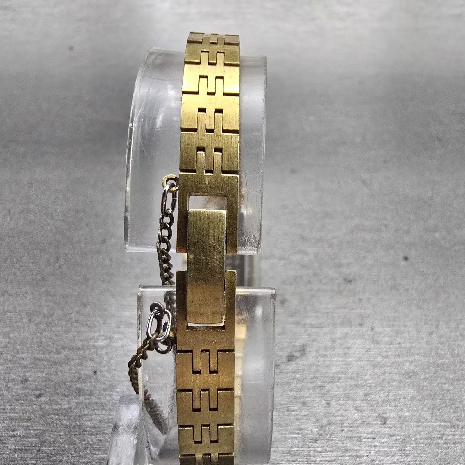Seiko Watch Women 12mm Gold Dial Gold Tone Rectangle 1320-5029 New Battery VTG D7
