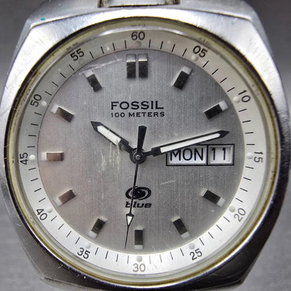 Fossil Blue Watch Women 33mm Silver Dial Silver Tone Daydate AM-3588 New Battery1