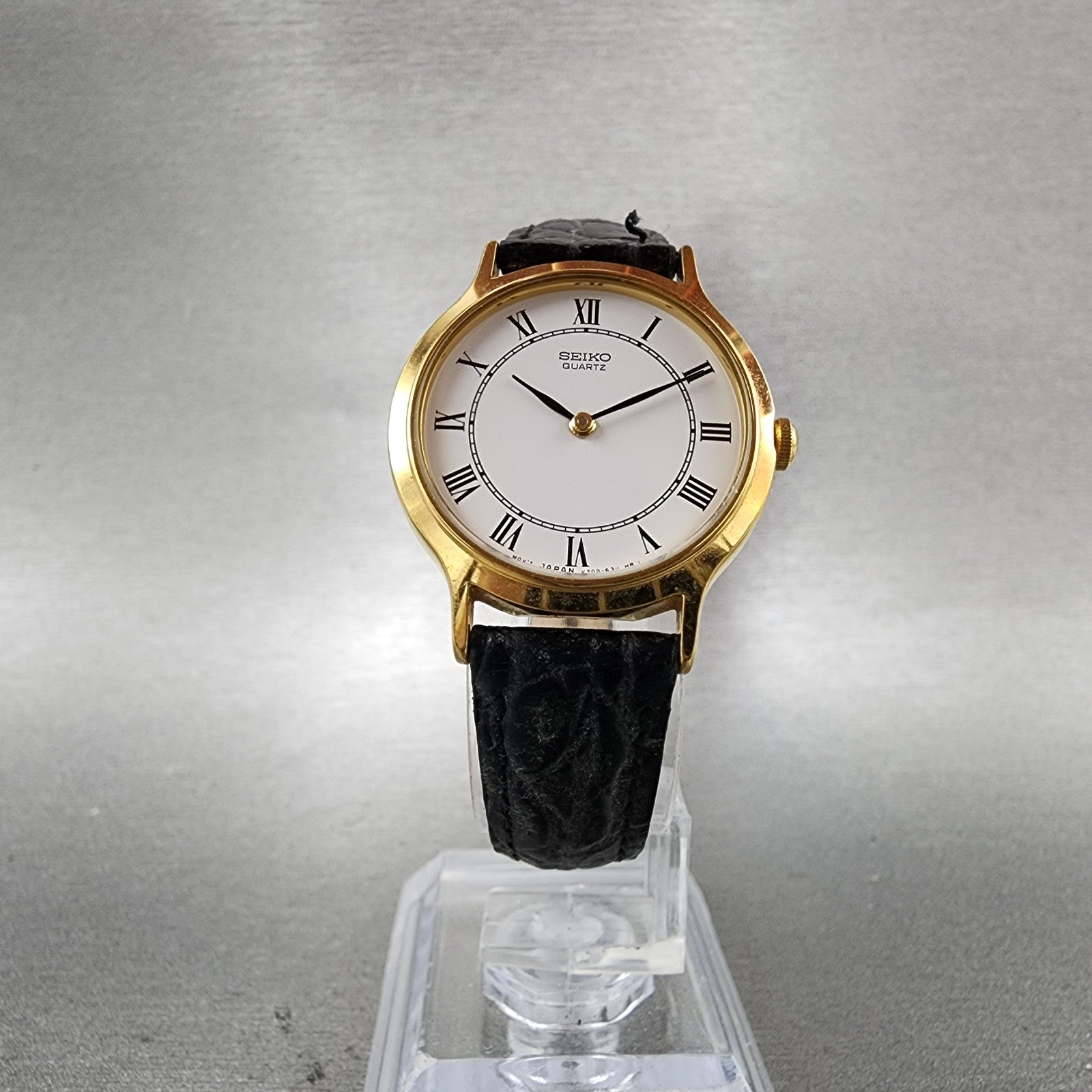 Seiko Watch Women 26mm White Dial Gold Tone Round V7006091 New Battery B12345