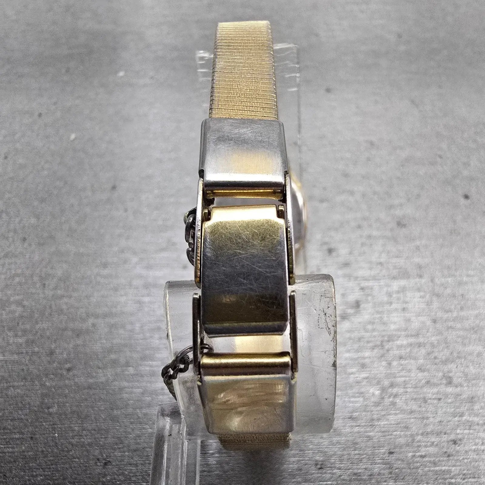 Seiko Watch Women 16mm Gold Dial Gold Tone Octagon 2P20-5H39 New Battery Vintage7