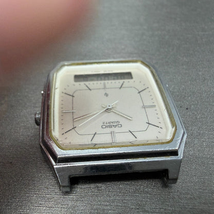 Casio AQ-301 Watch Men 32mm White Dial Silver Tone Octagon Alarm Chrono New Batt4