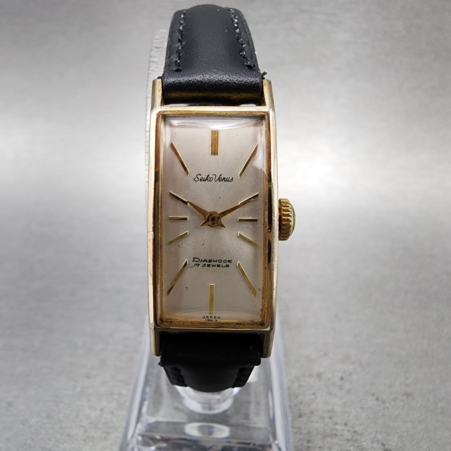 Seiko Venus Tank Watch Women 15mm Silver Dial Gold Tone Manual 5506 Runs0