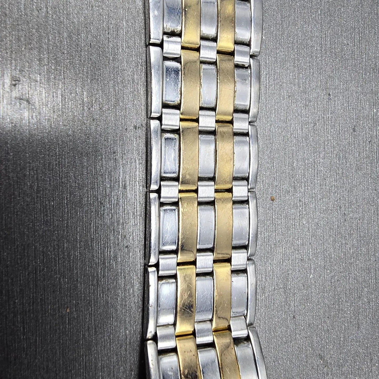 Band for questlnda4