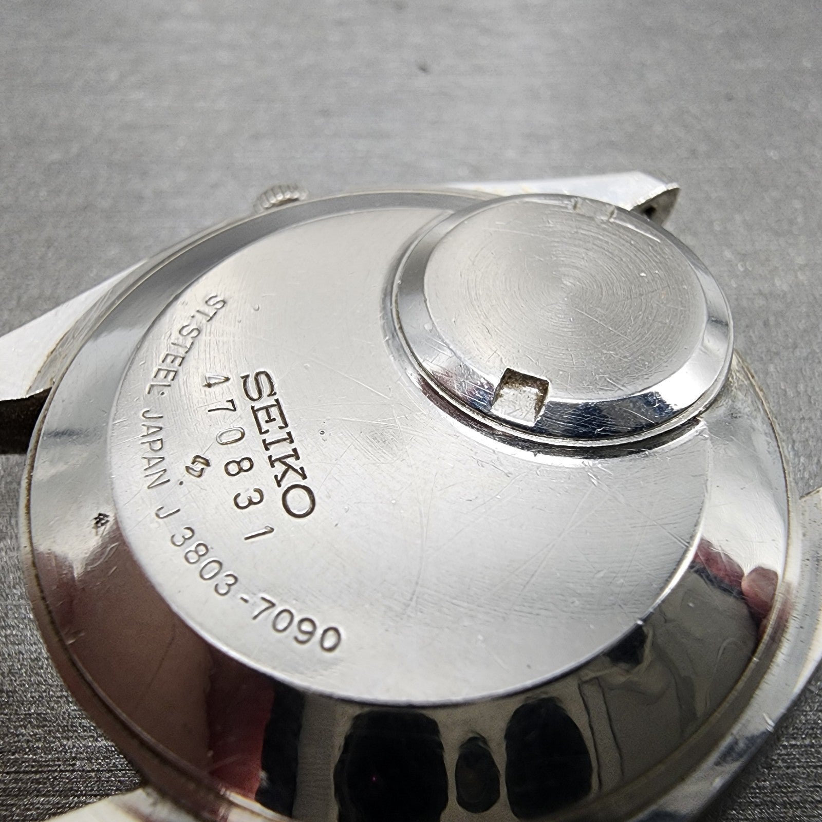 Seiko QT Watch Men 36mm Brown Dial Silver Tone Daydate 38037090 PARTS13